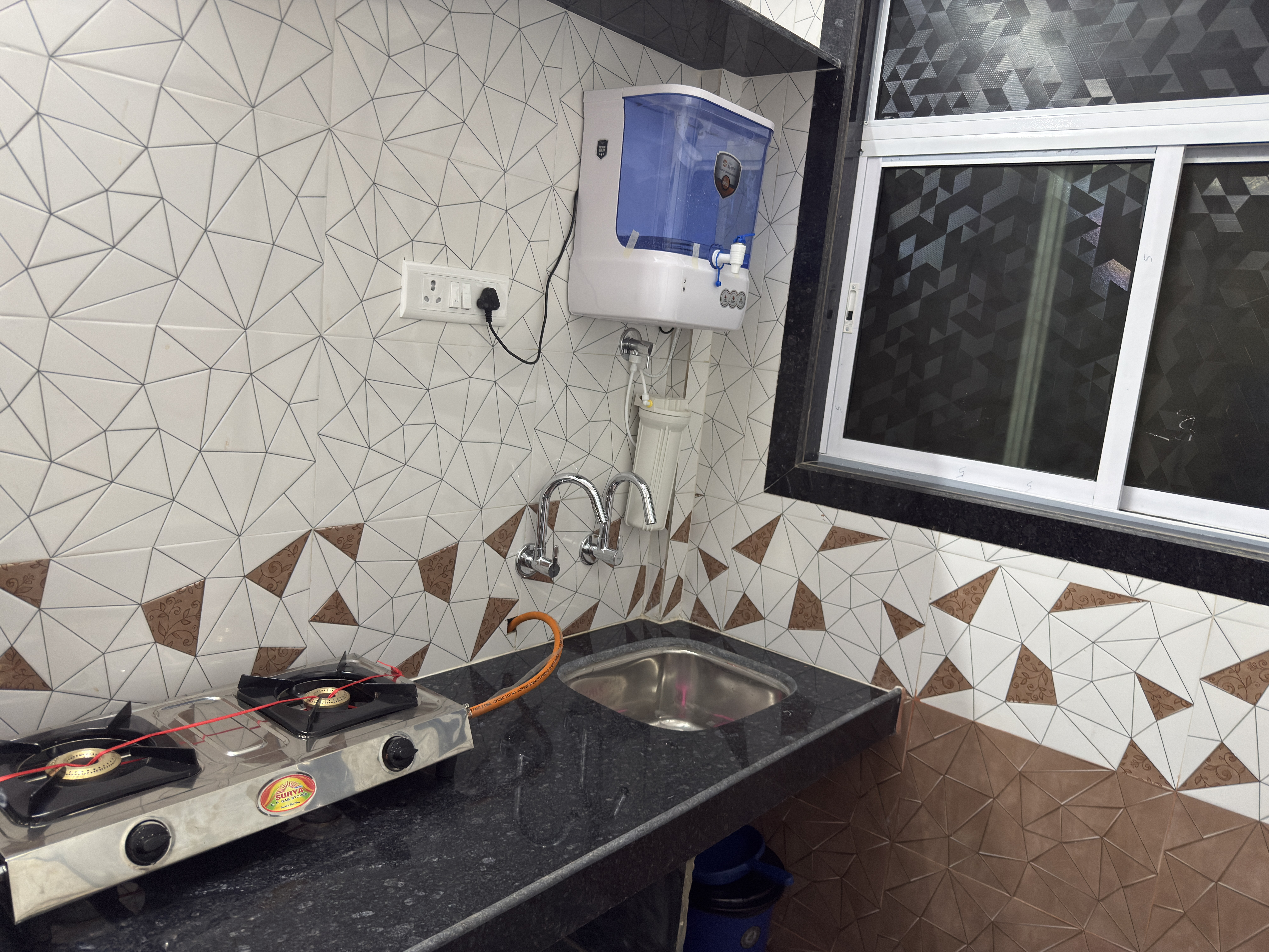 Dolphin PG F-234 Photo 3 Dolphin PG F-234 Photo 3