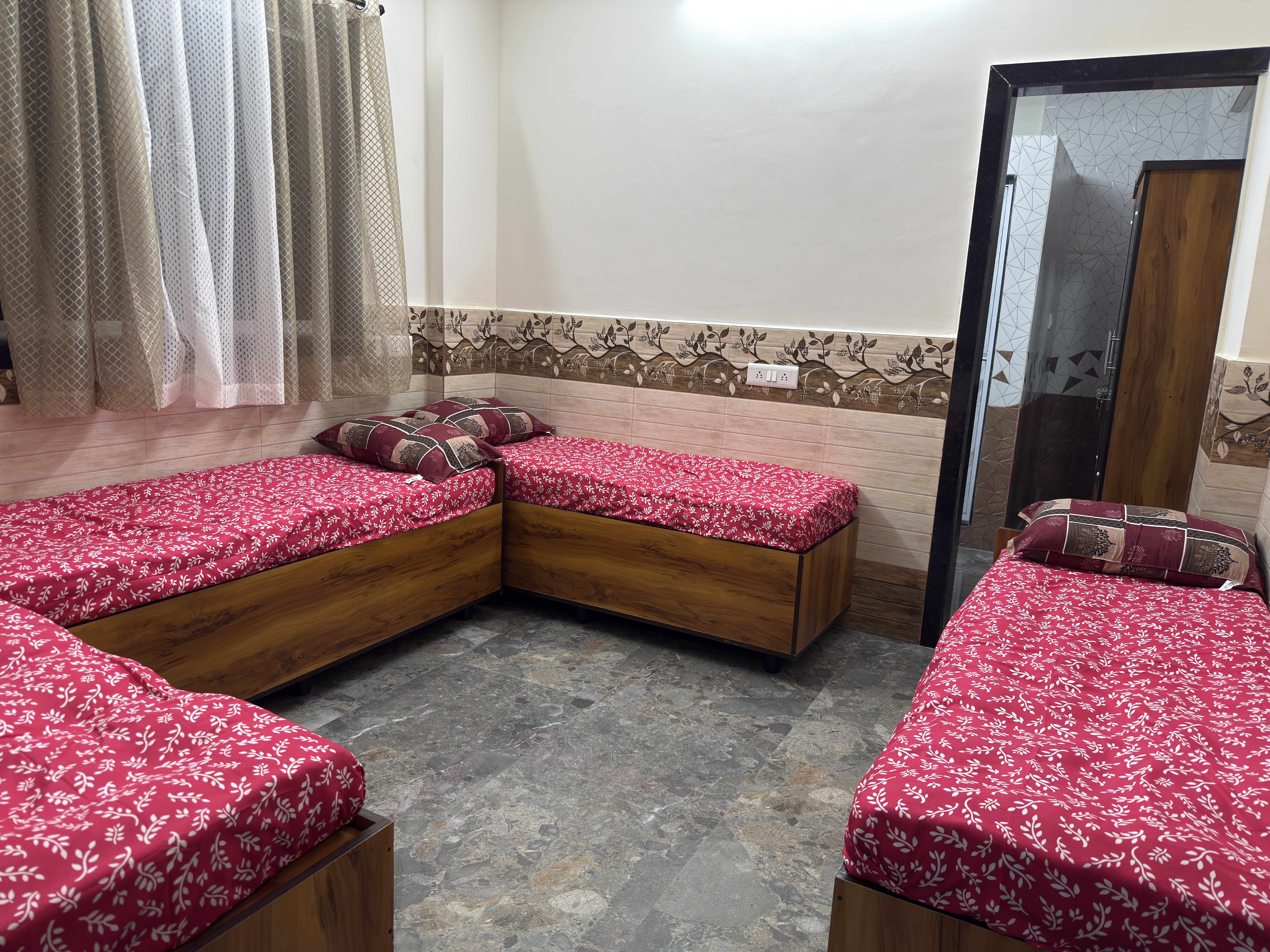 Dolphin PG F-234 Photo 6 Dolphin PG F-234 Photo 6