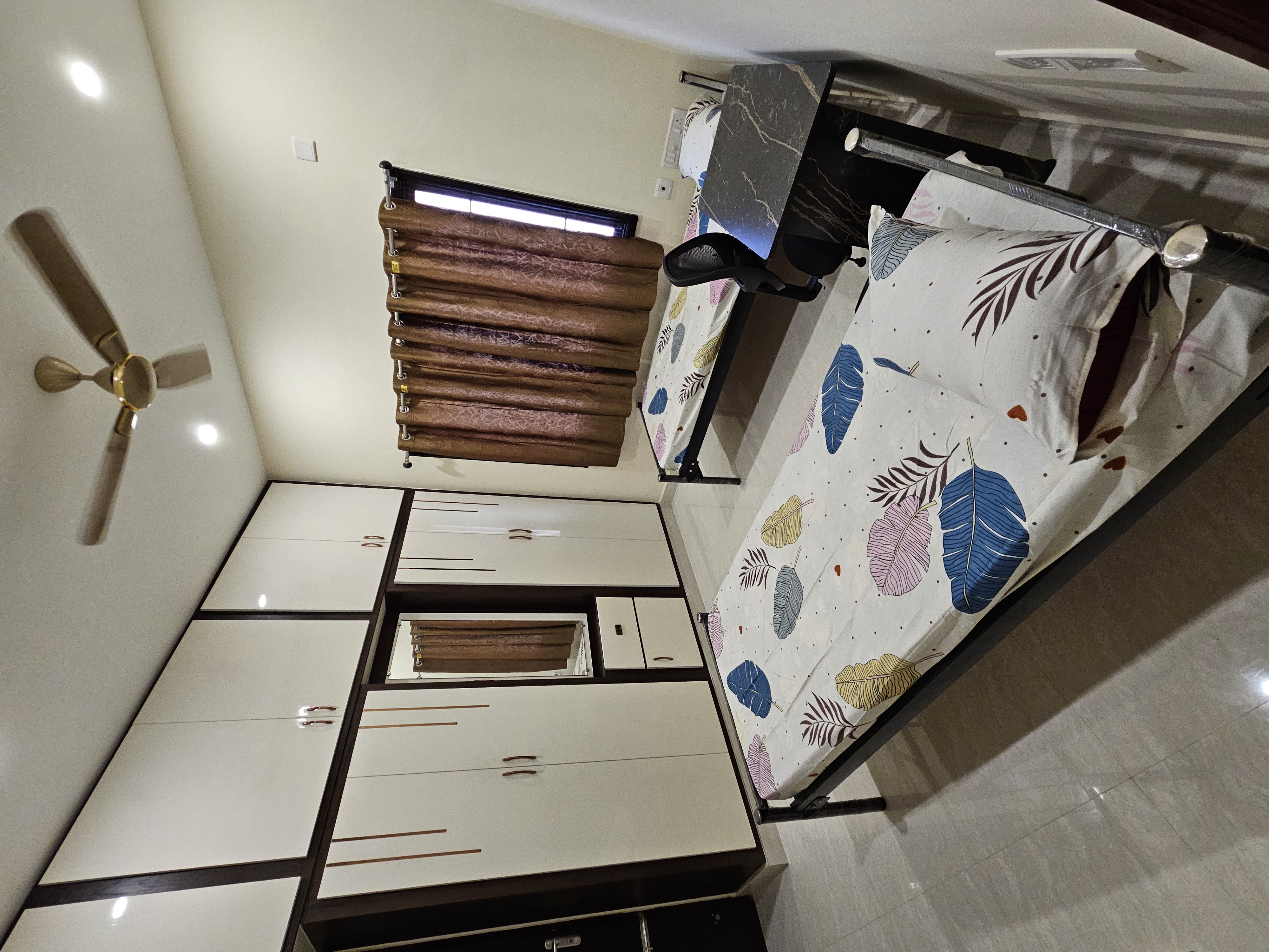 Pink Petals Womens PG Photo 5 Pink Petals Womens PG Photo 5