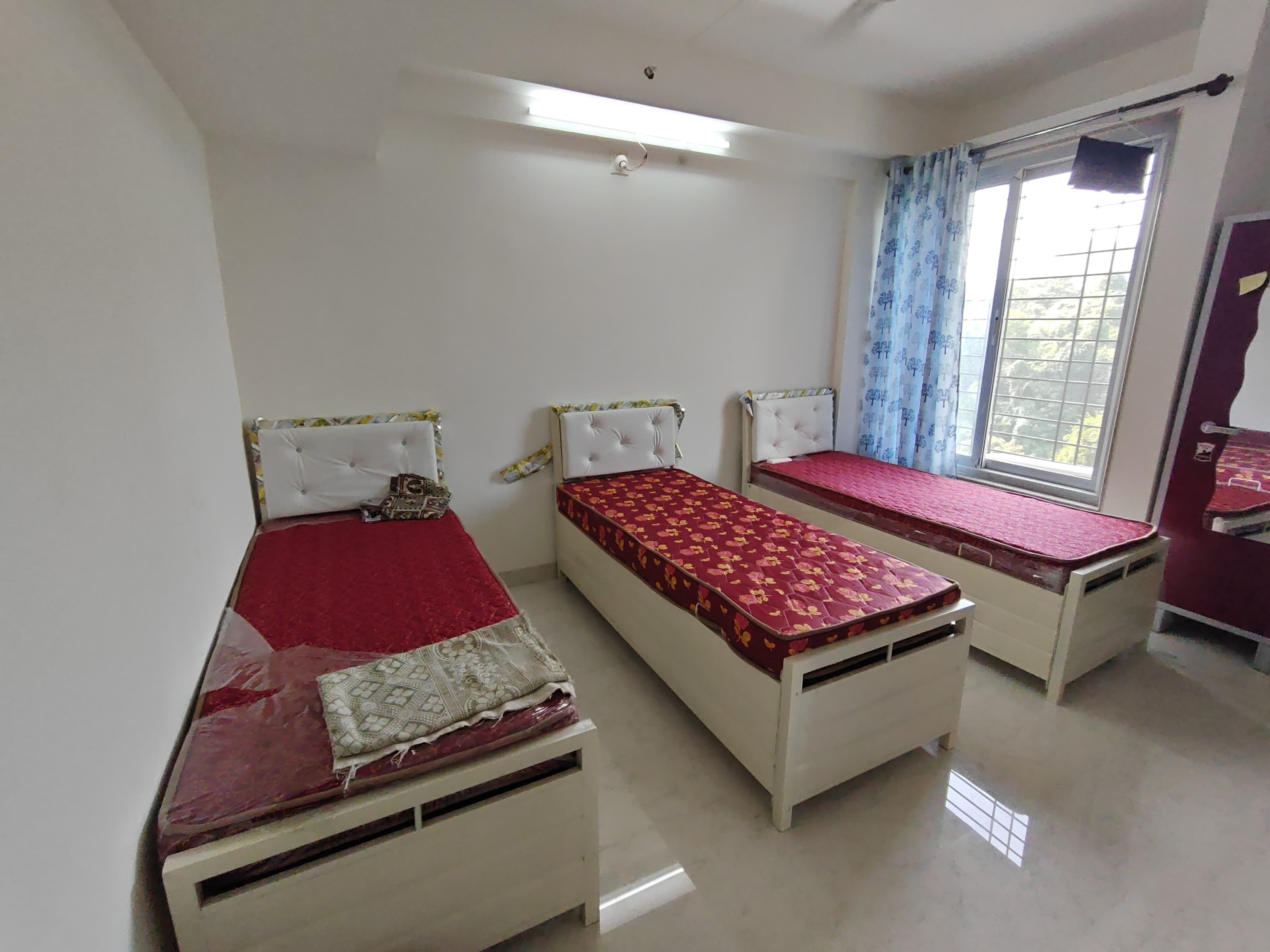 STEP THE NEW LAKE PALACE POWAI - Image 15