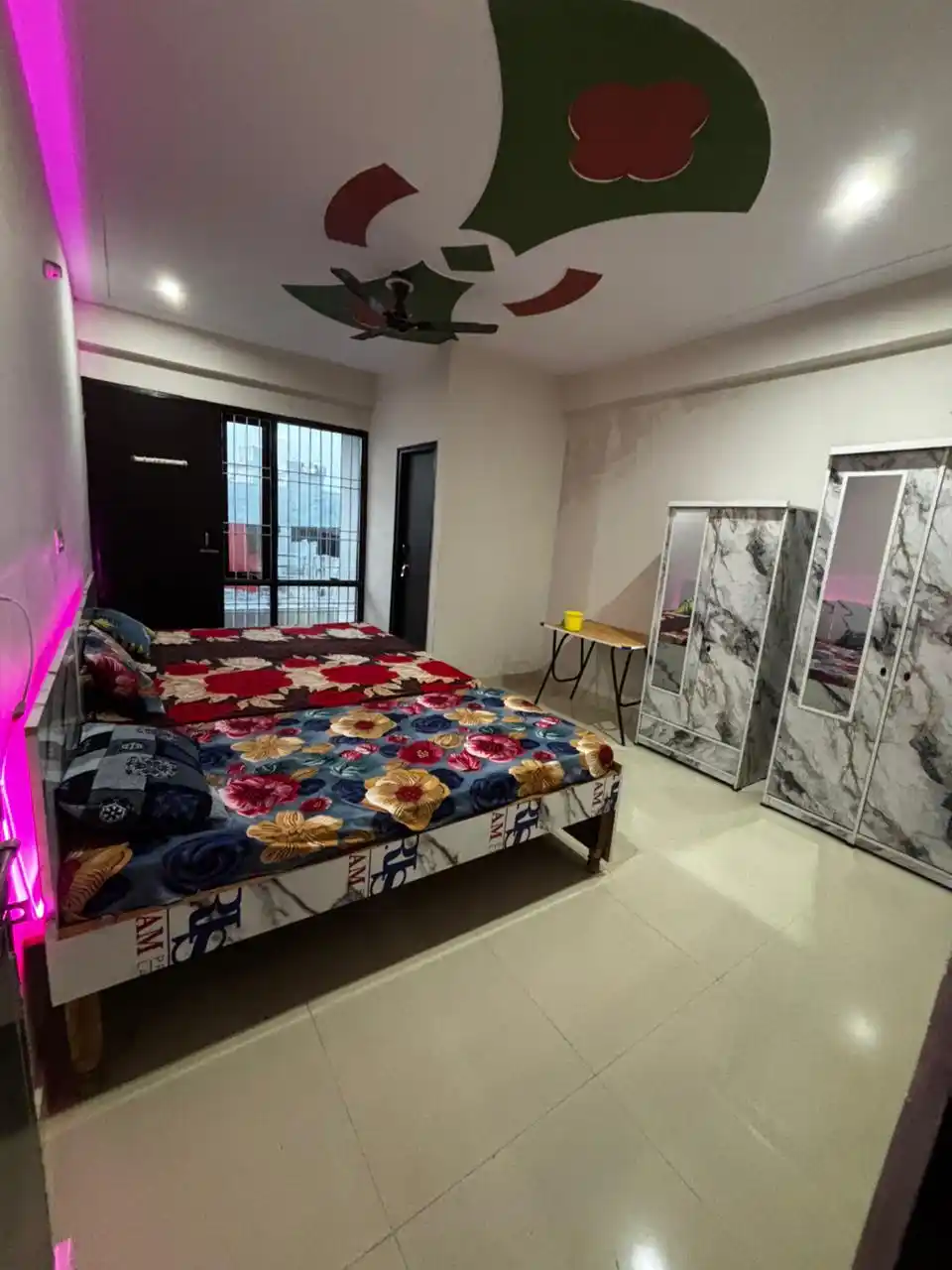 Luxo Girls PG Sec 121 - PK 55 Photo 6