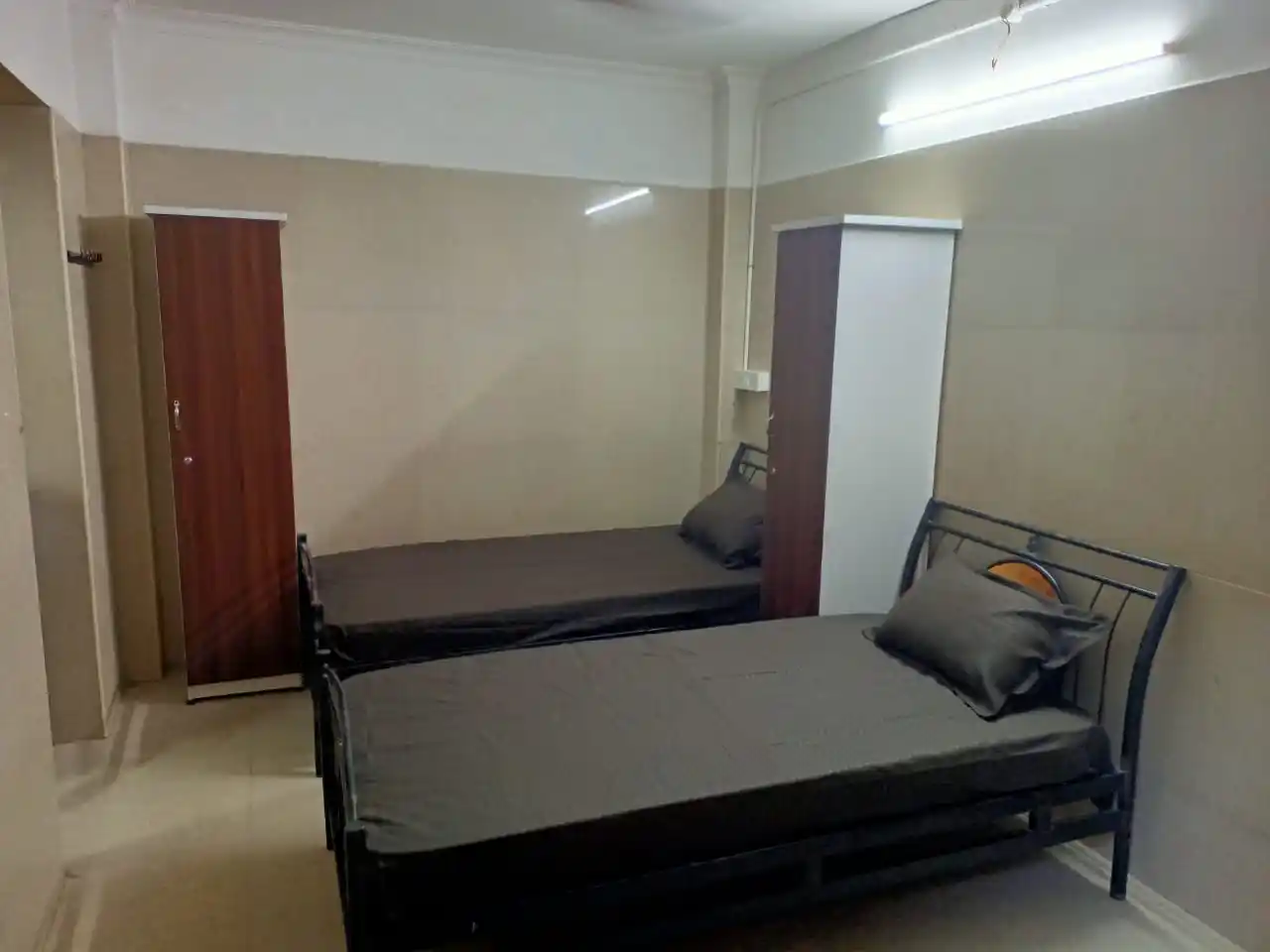 PAVO Photo 1 PAVO Photo 1