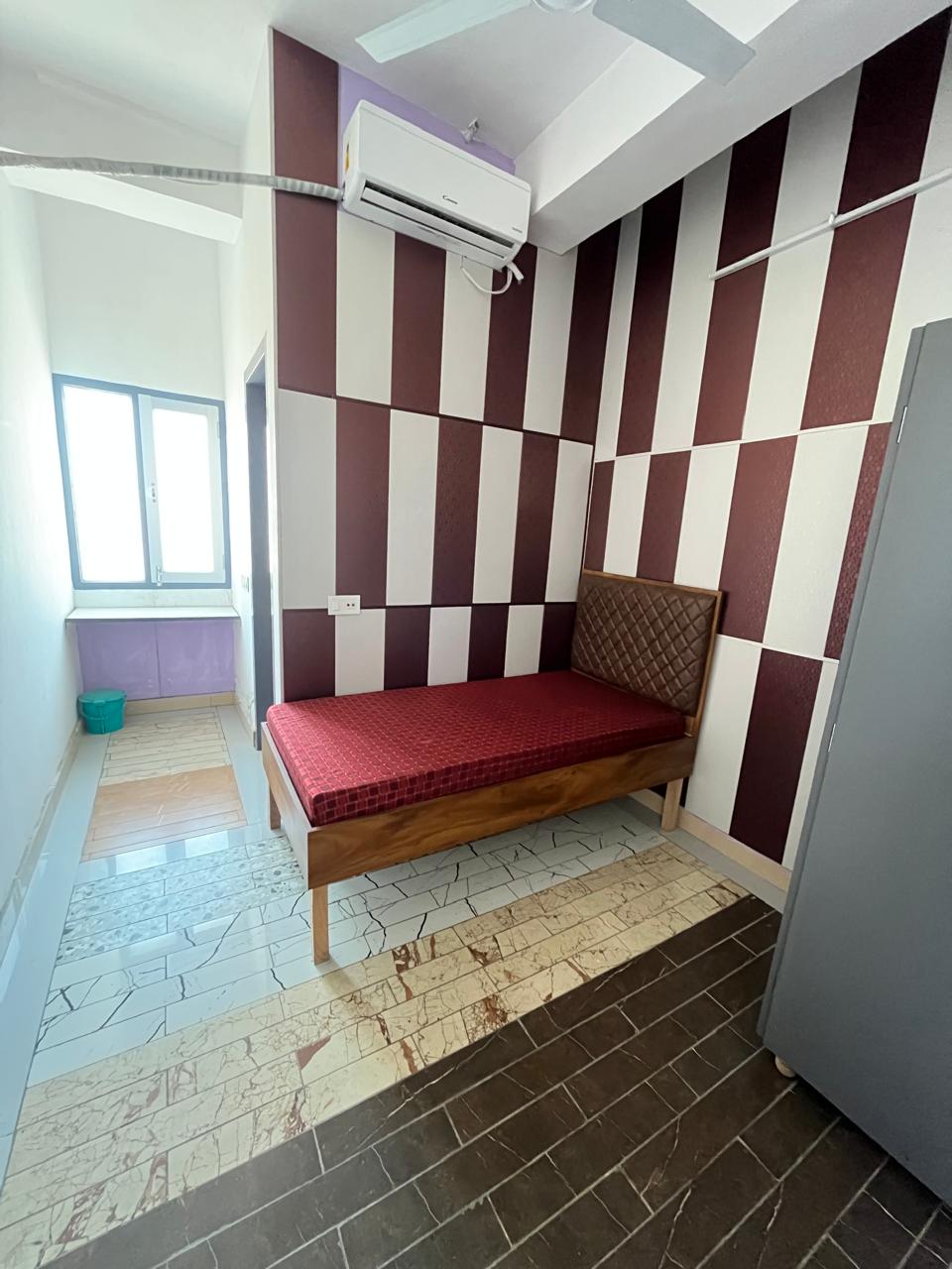 ARK Five Star Hostel For Girls Near HAU GATE NO 4 Hisar  Photo 1