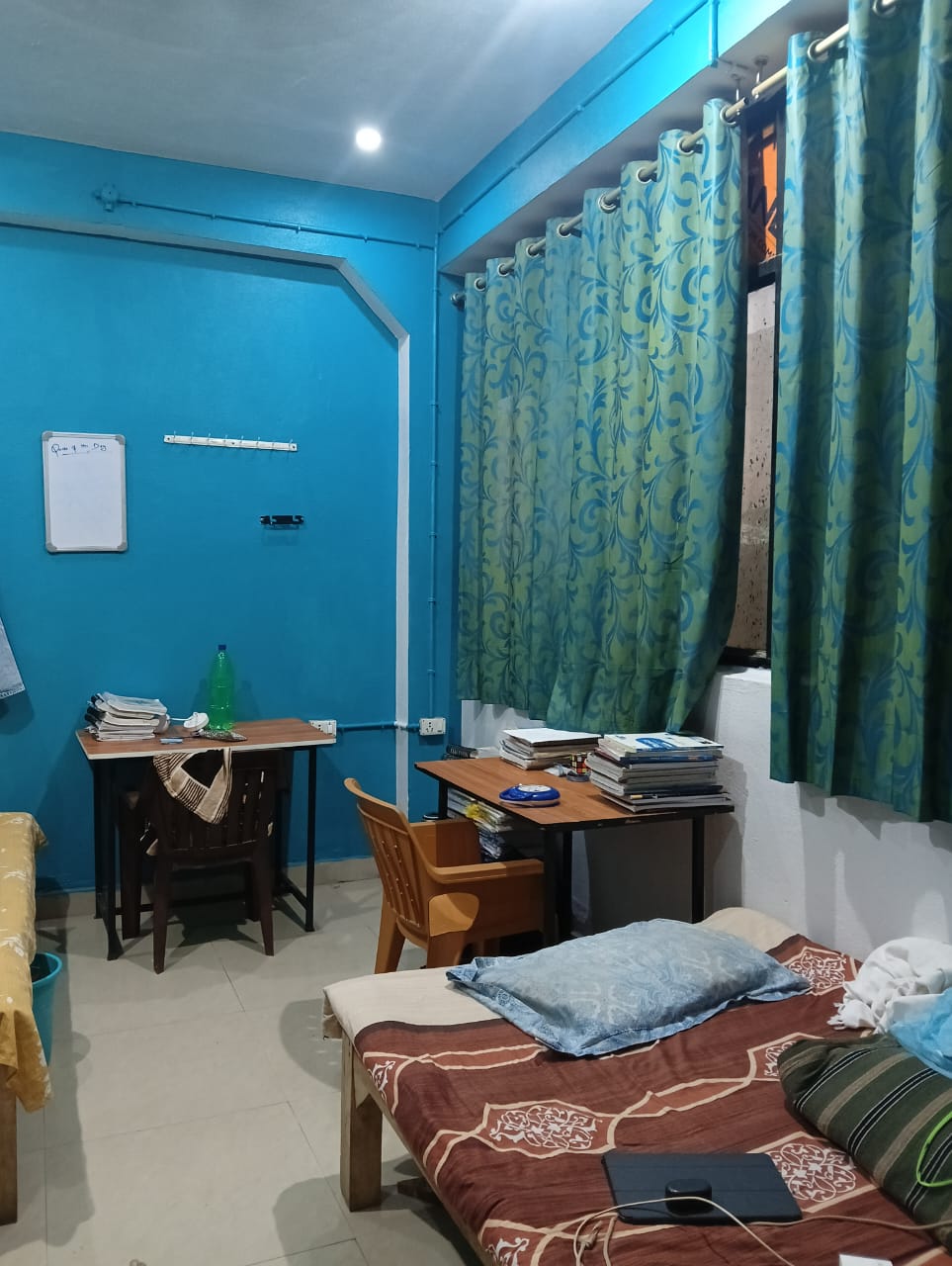 H N BOYS HOSTEL & PG Photo 1