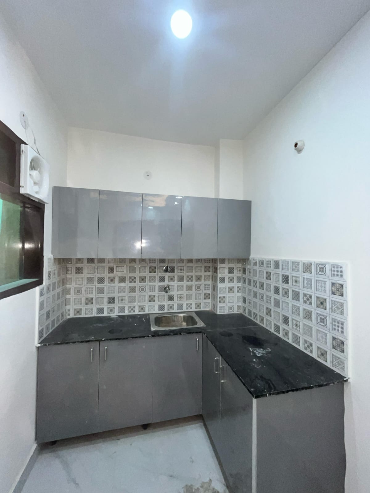 C-2378 - Image 15