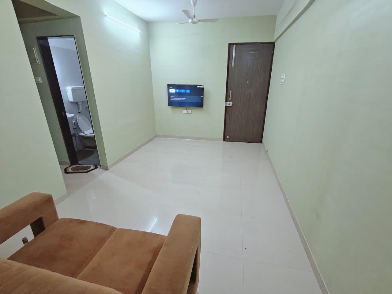 Madhavi Niwas 06 - 2nd floor Service Apartment Photo 4 Madhavi Niwas 06 - 2nd floor Service Apartment Photo 4