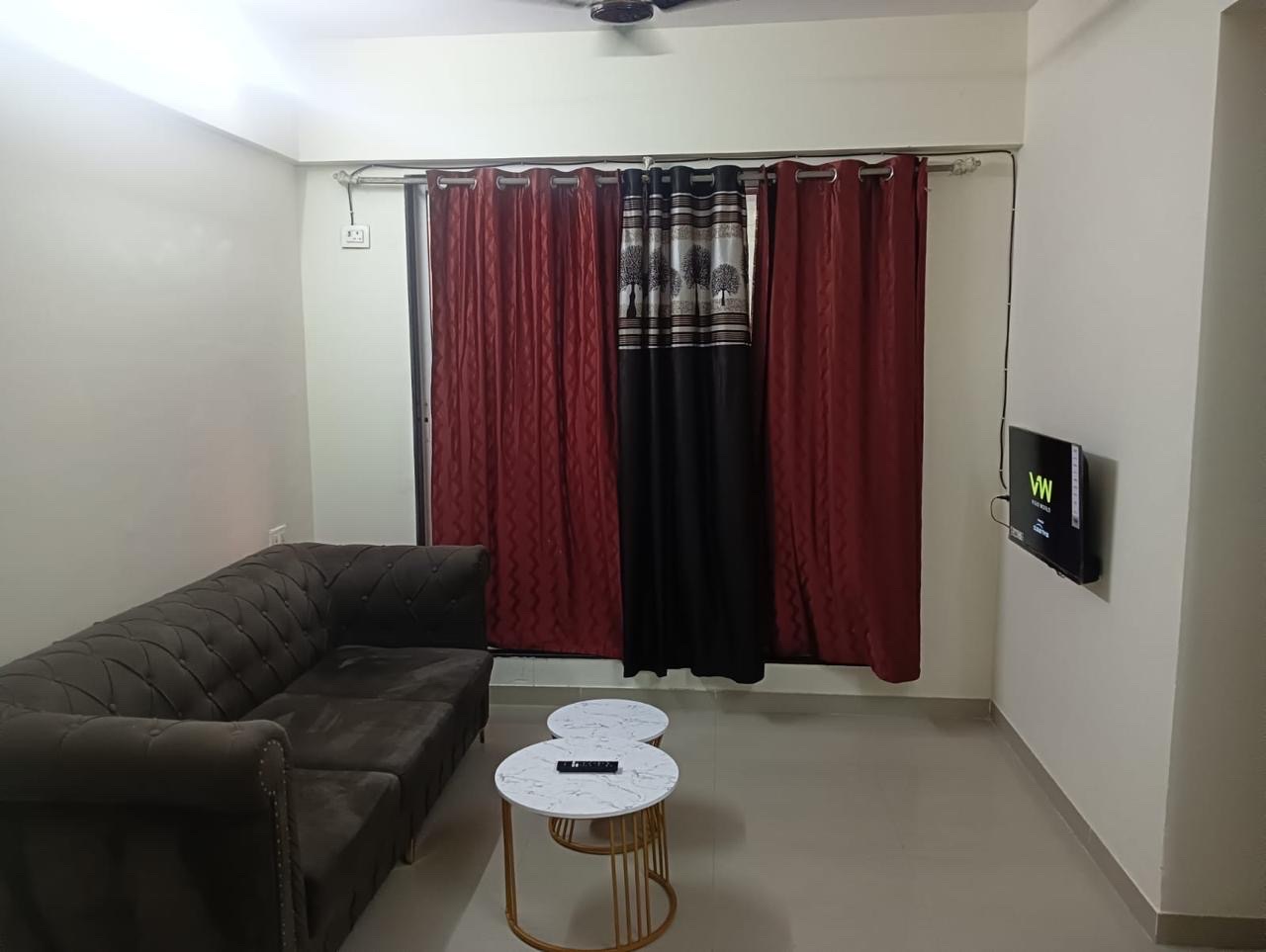 Madhavi Niwas 12 - 3rd floor Service Apartment Photo 1 Madhavi Niwas 12 - 3rd floor Service Apartment Photo 1