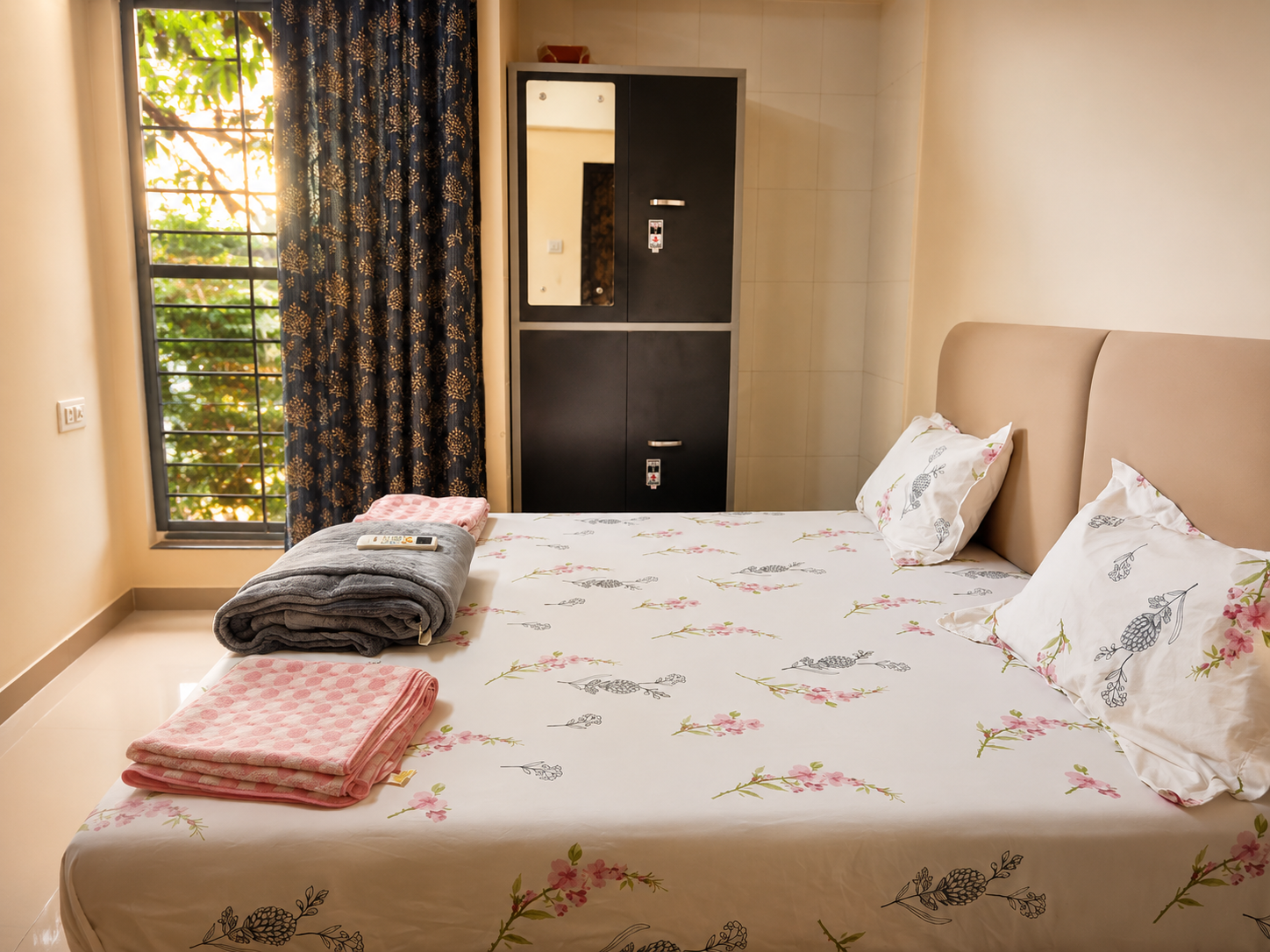 Madhavi Niwas 06-2nd floor-2052 photo 3