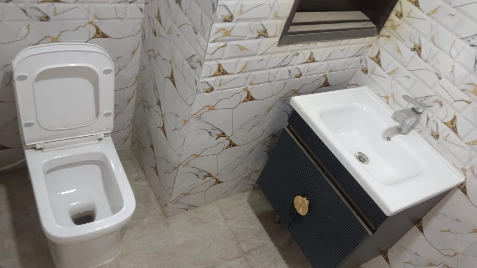 E-35, WEST VINOD NAGAR - Image 4