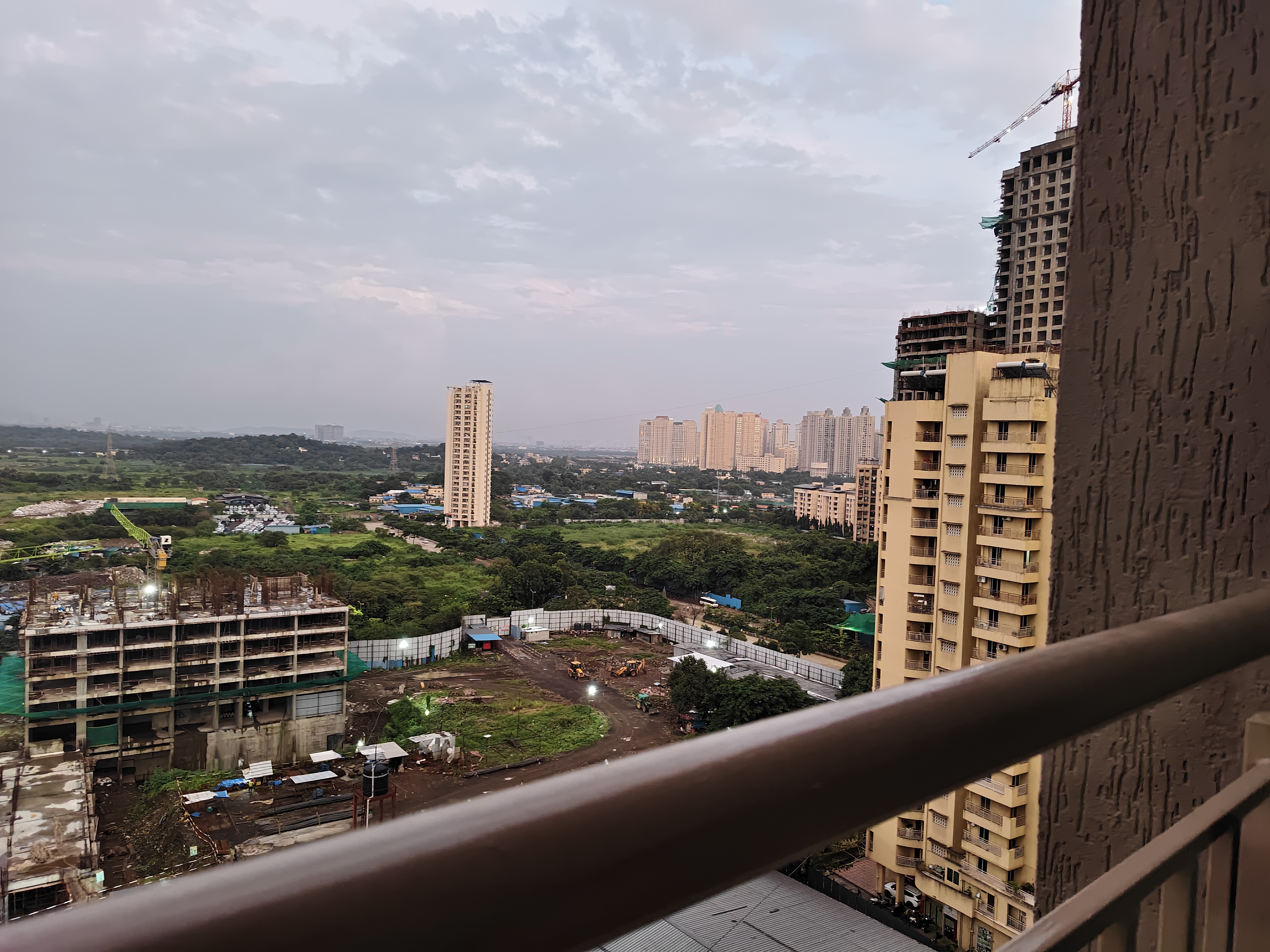 Metropolis Insignia Tower A1504 GIRL'S Thane - Image 14