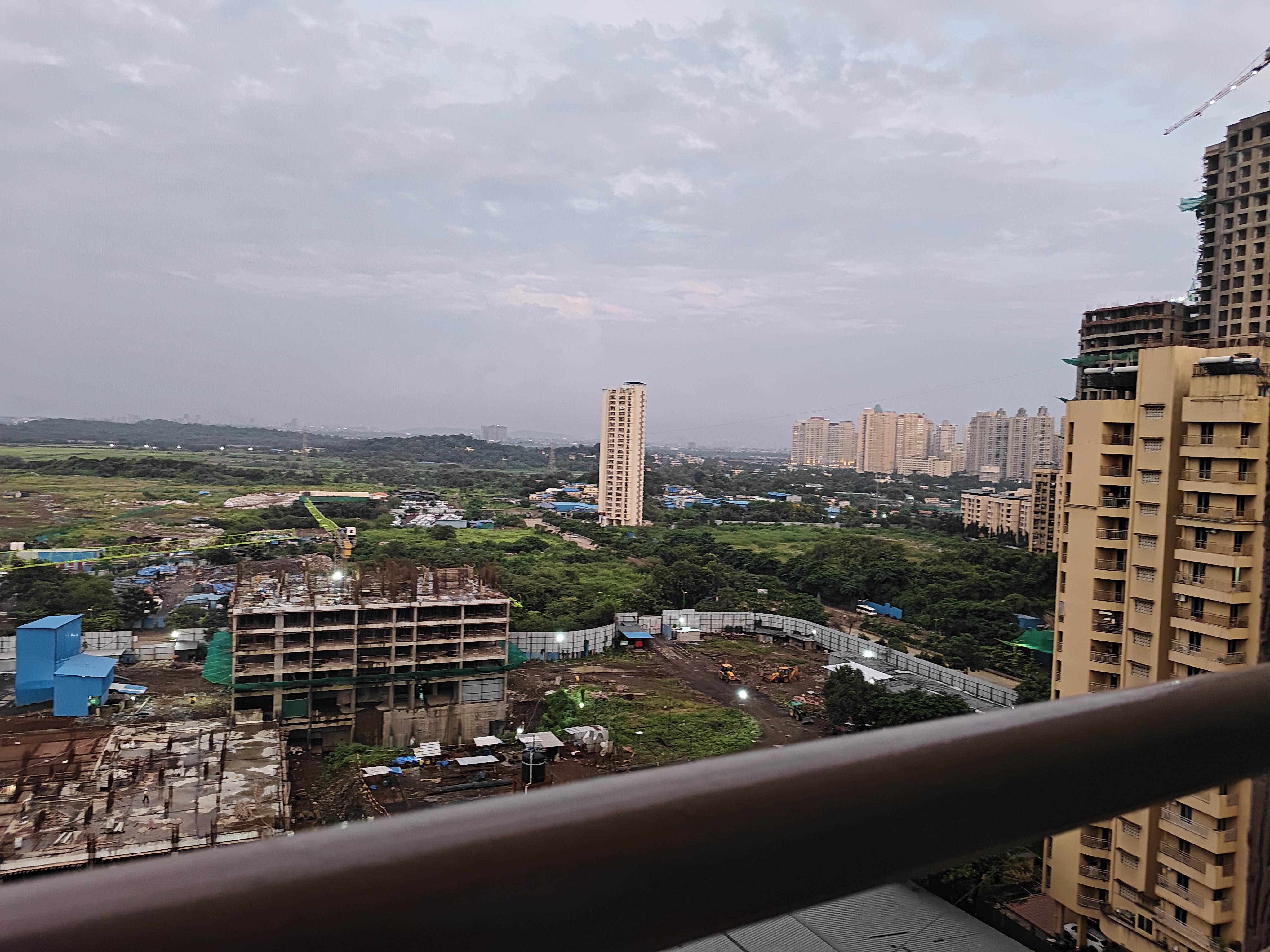 Metropolis Insignia Tower A1504 GIRL'S Thane - Image 10