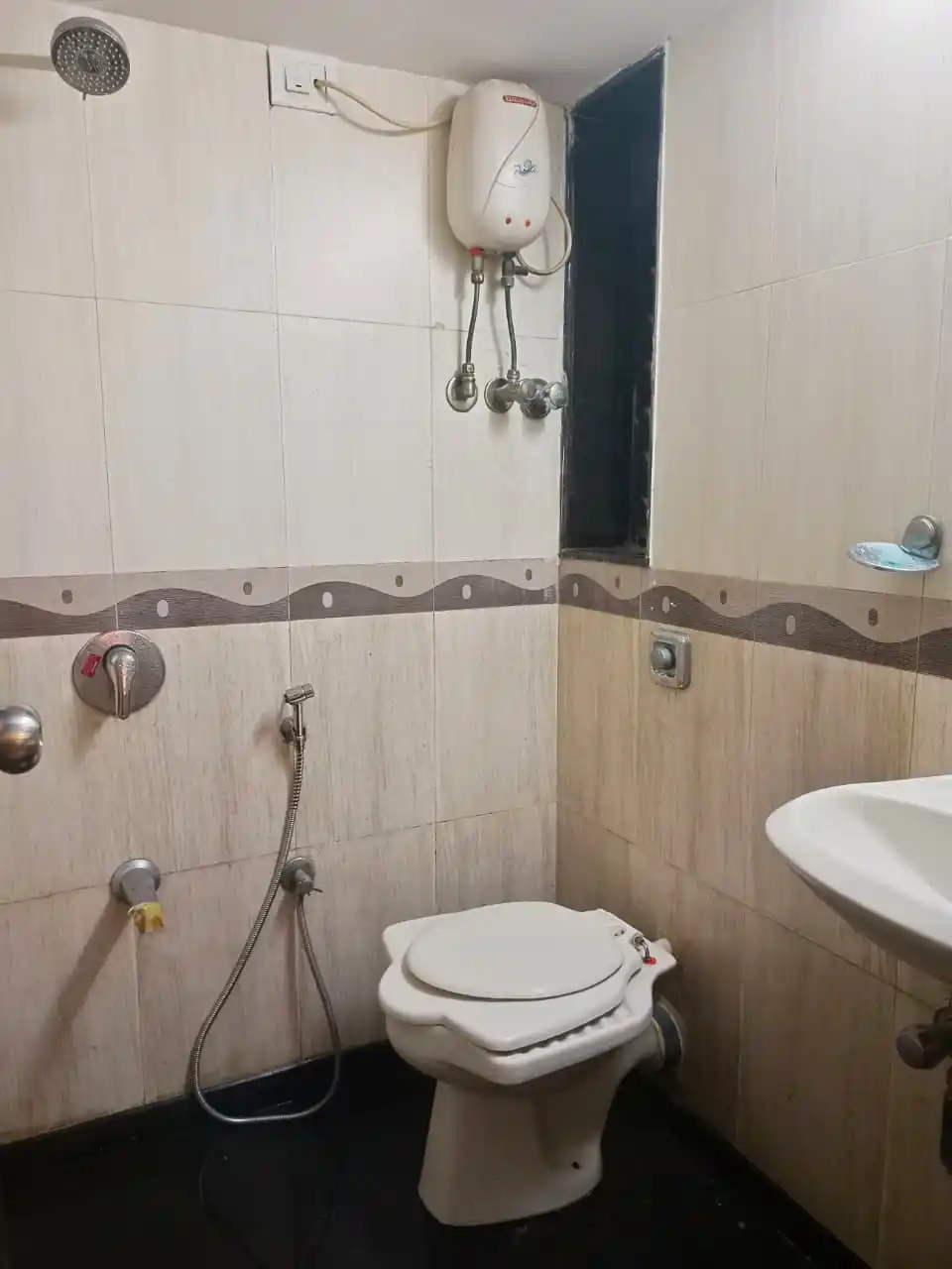 Laram A1201 - Image 20