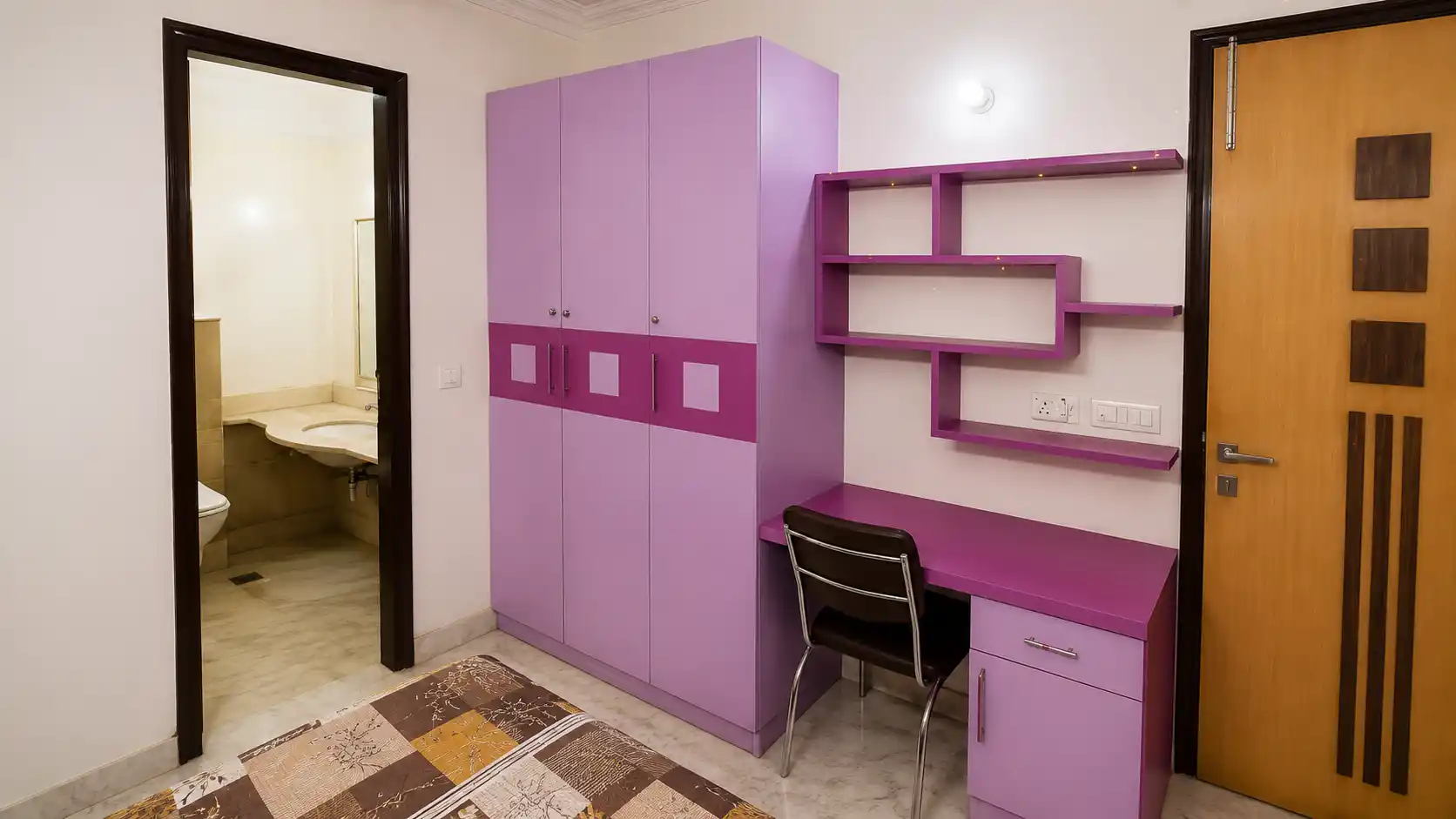 BMB-Tulip House - Image 4