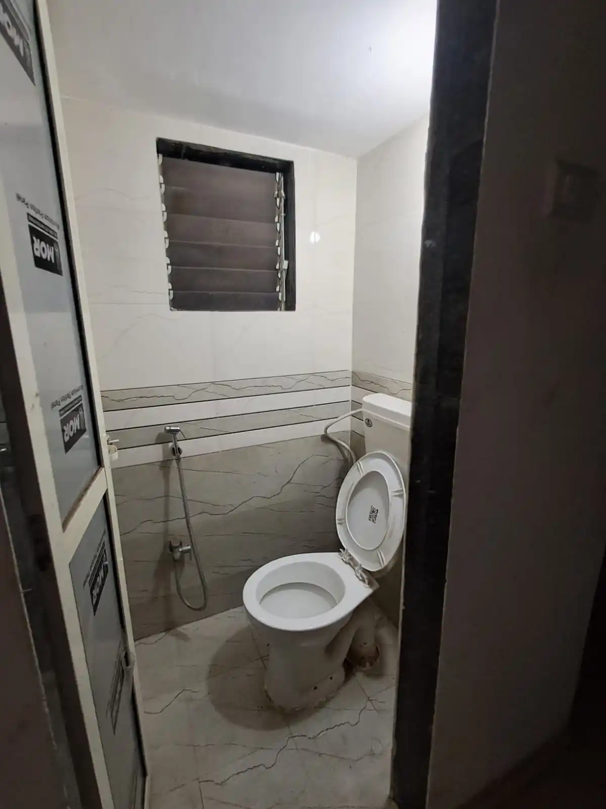 EASEE INN GHANSOLI - Image 3
