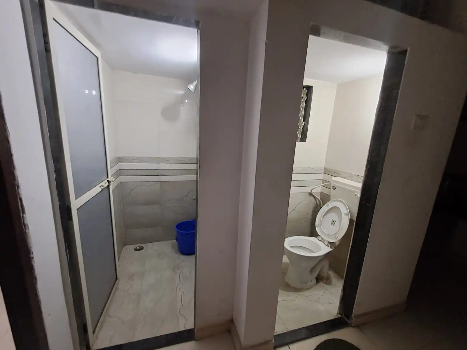 EASEE INN GHANSOLI - Image 2