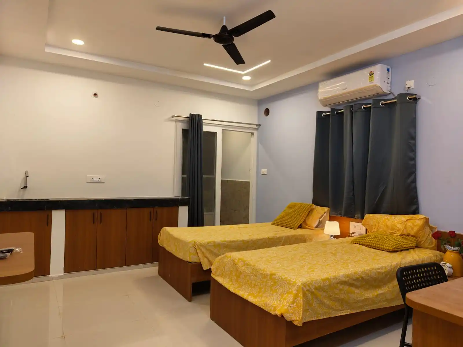 Dayton Living Photo 6