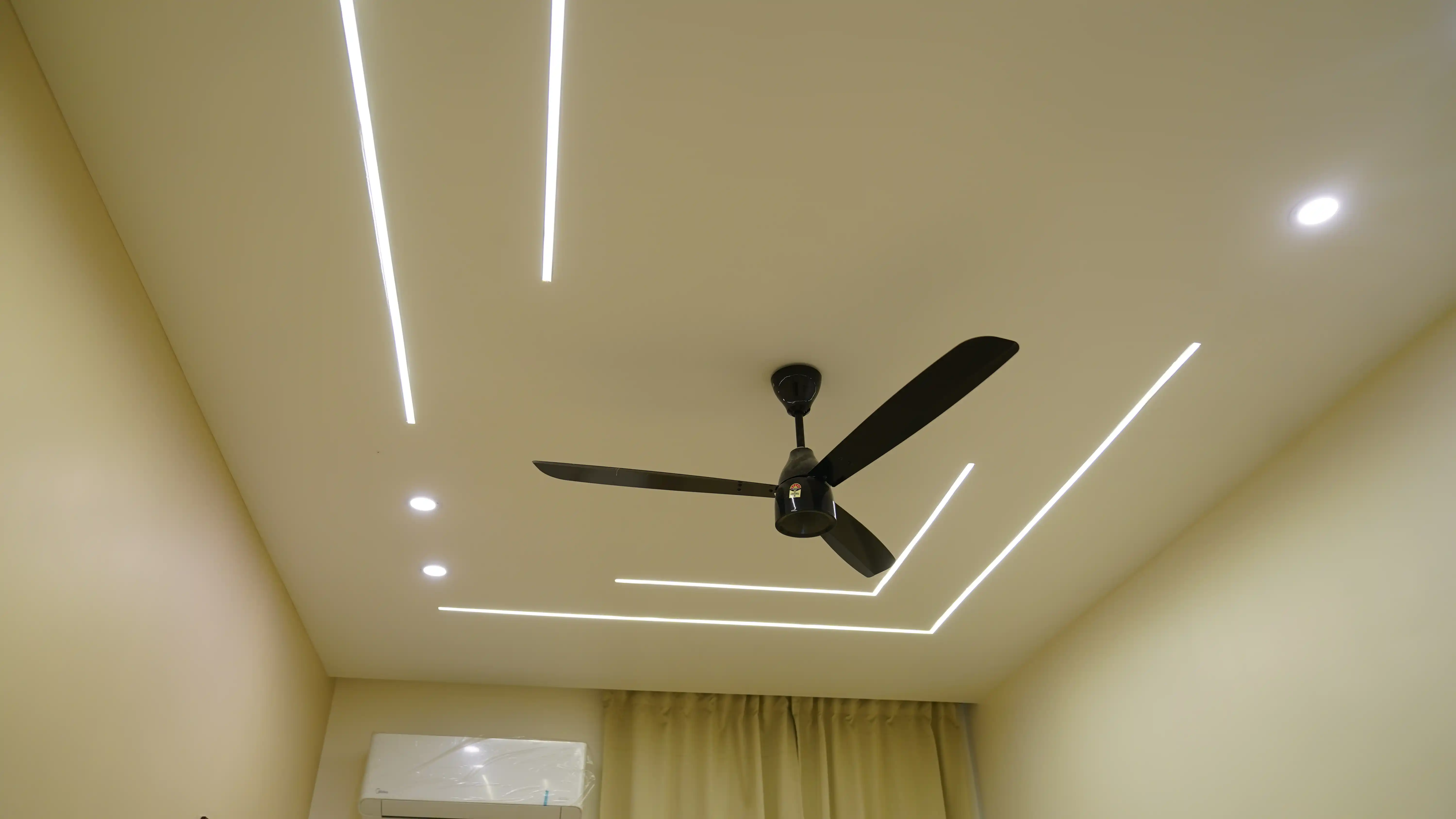 Ulivesignature Photo 2 Ulivesignature Photo 2