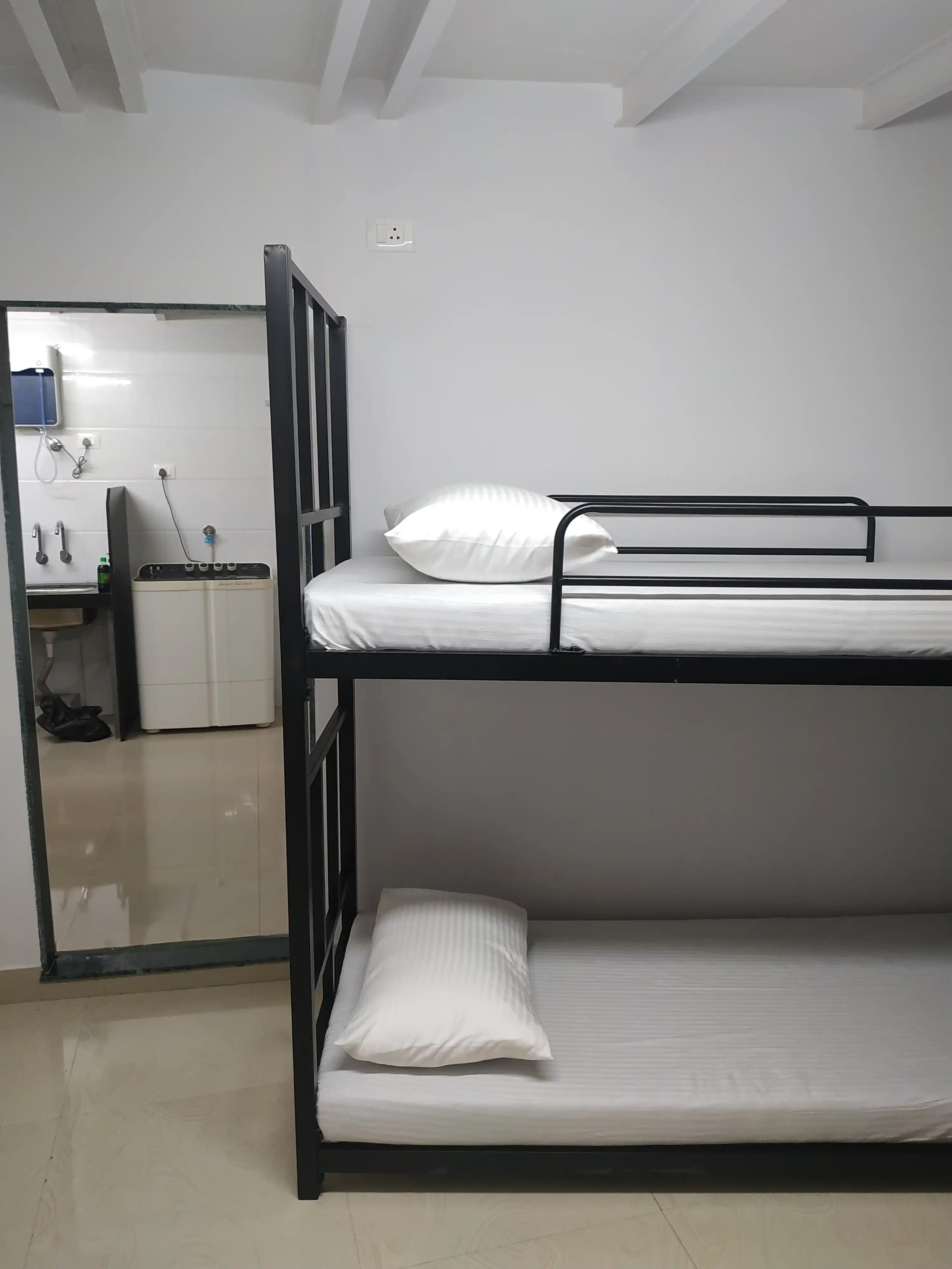 Misquitta House - Image 35