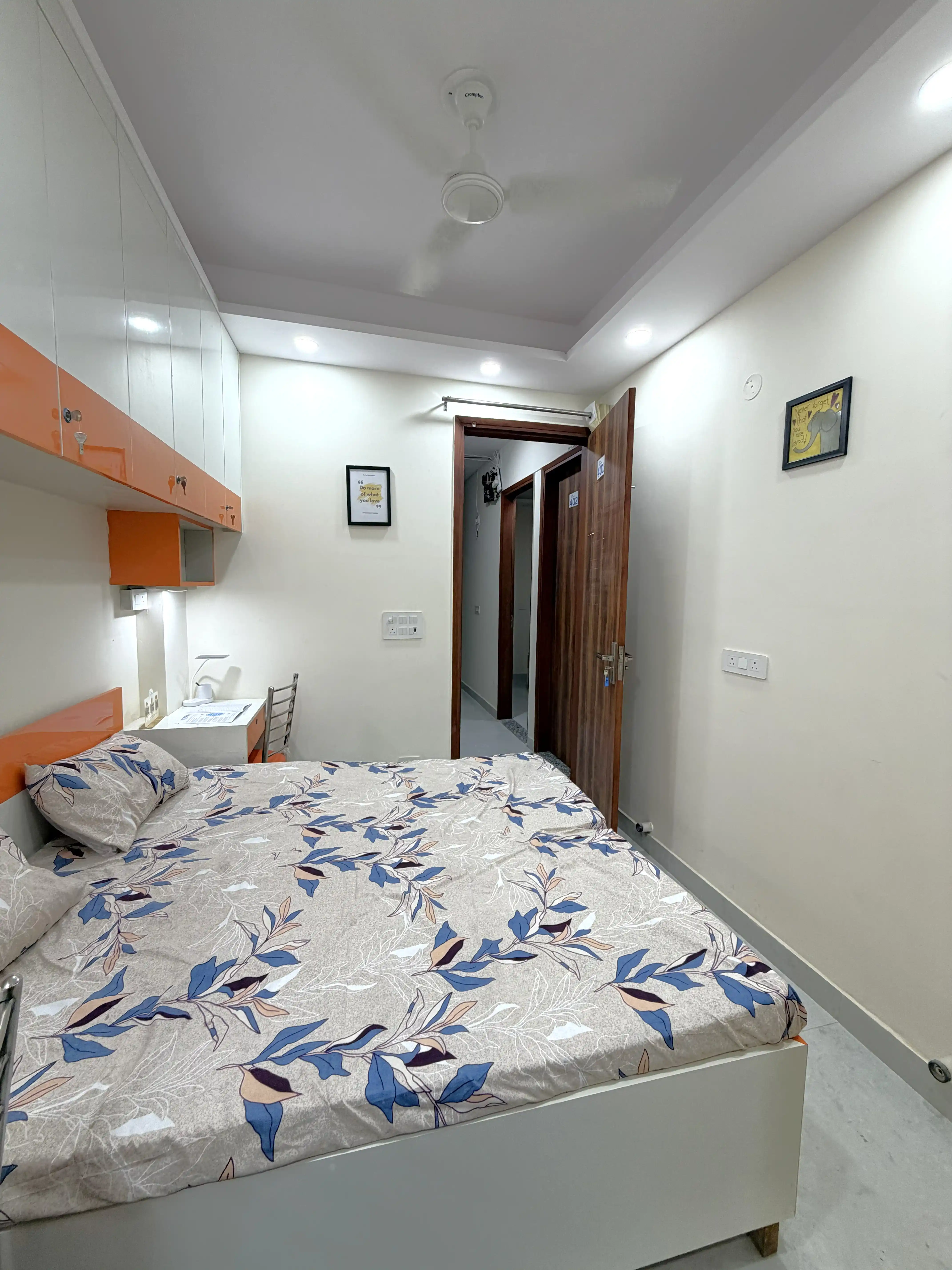 Gayatri PG - Image 1