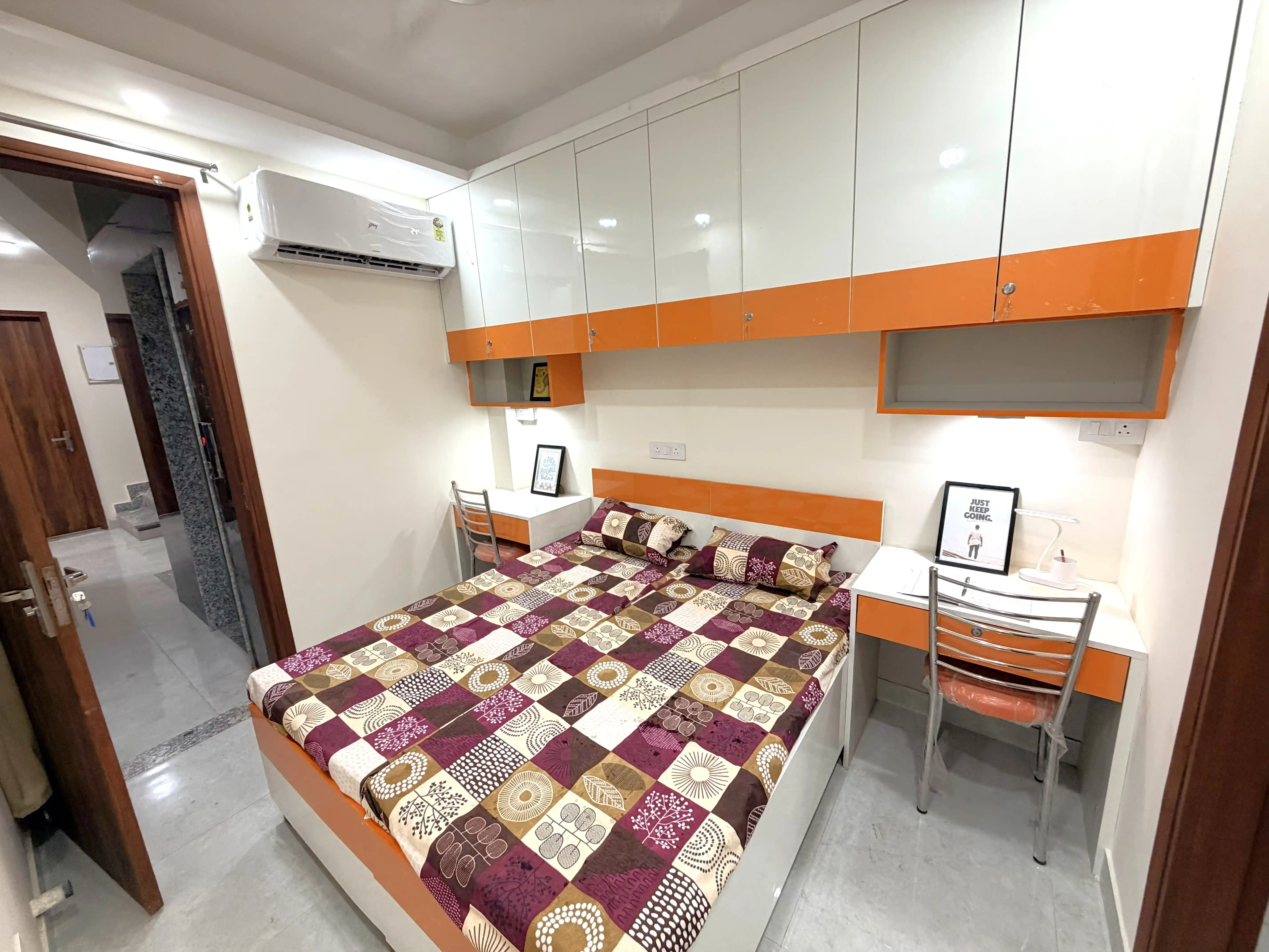 Gayatri PG - Image 6