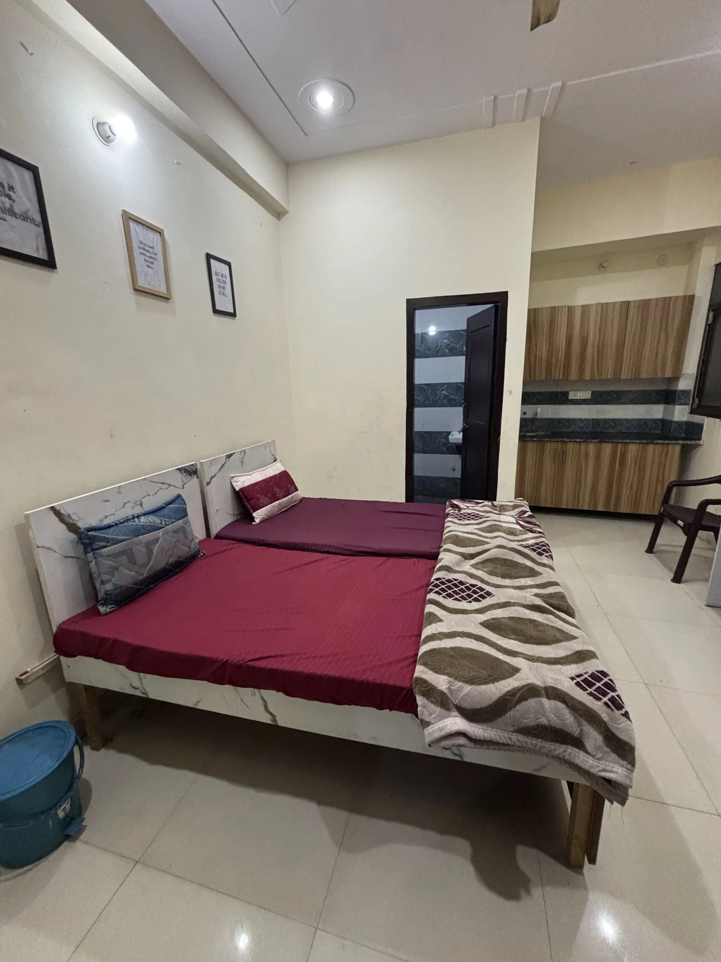 Luxo PG Sector 68 Garhi  Photo 1