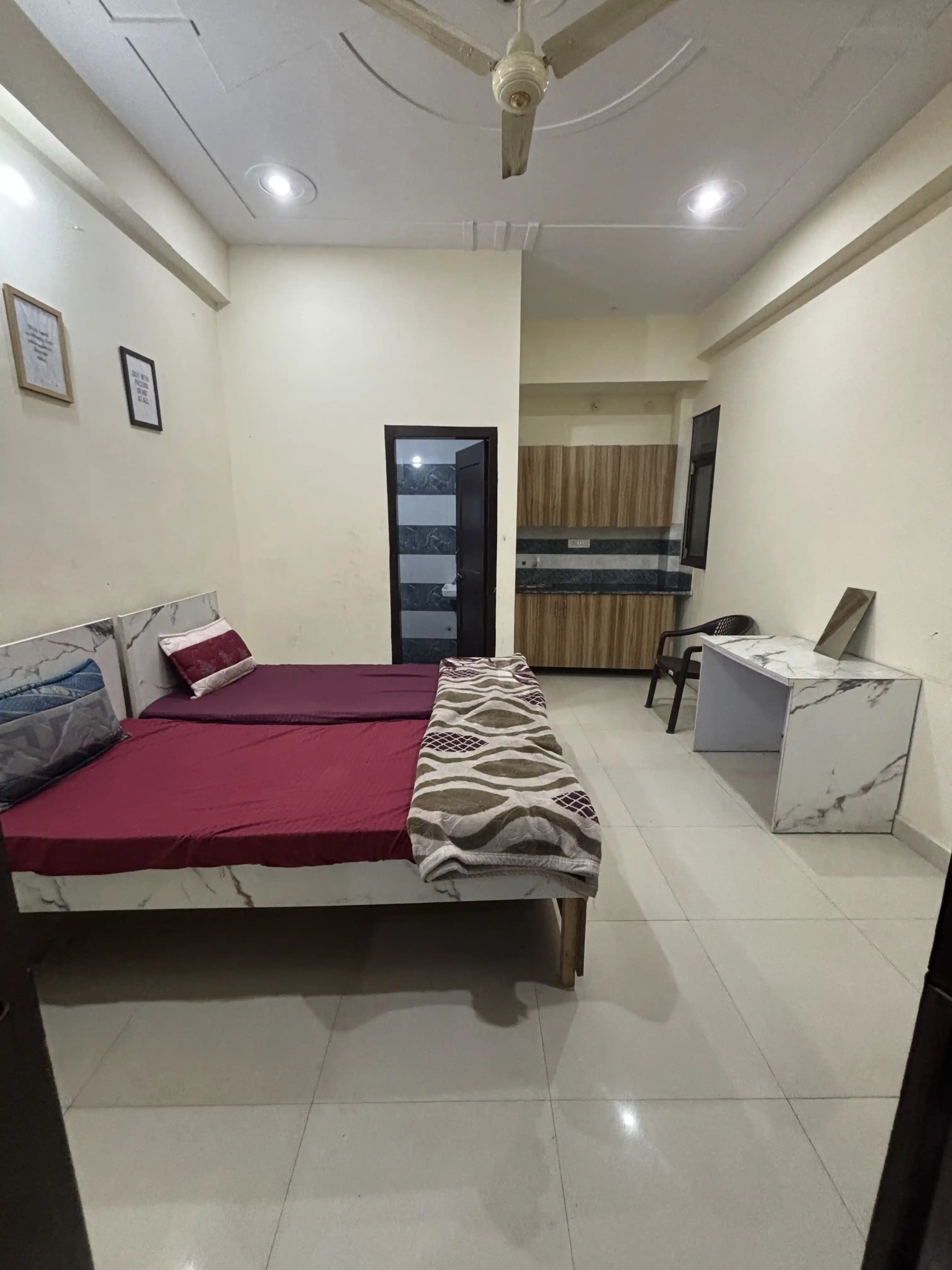 Luxo PG Sector 68 Garhi  Photo 5