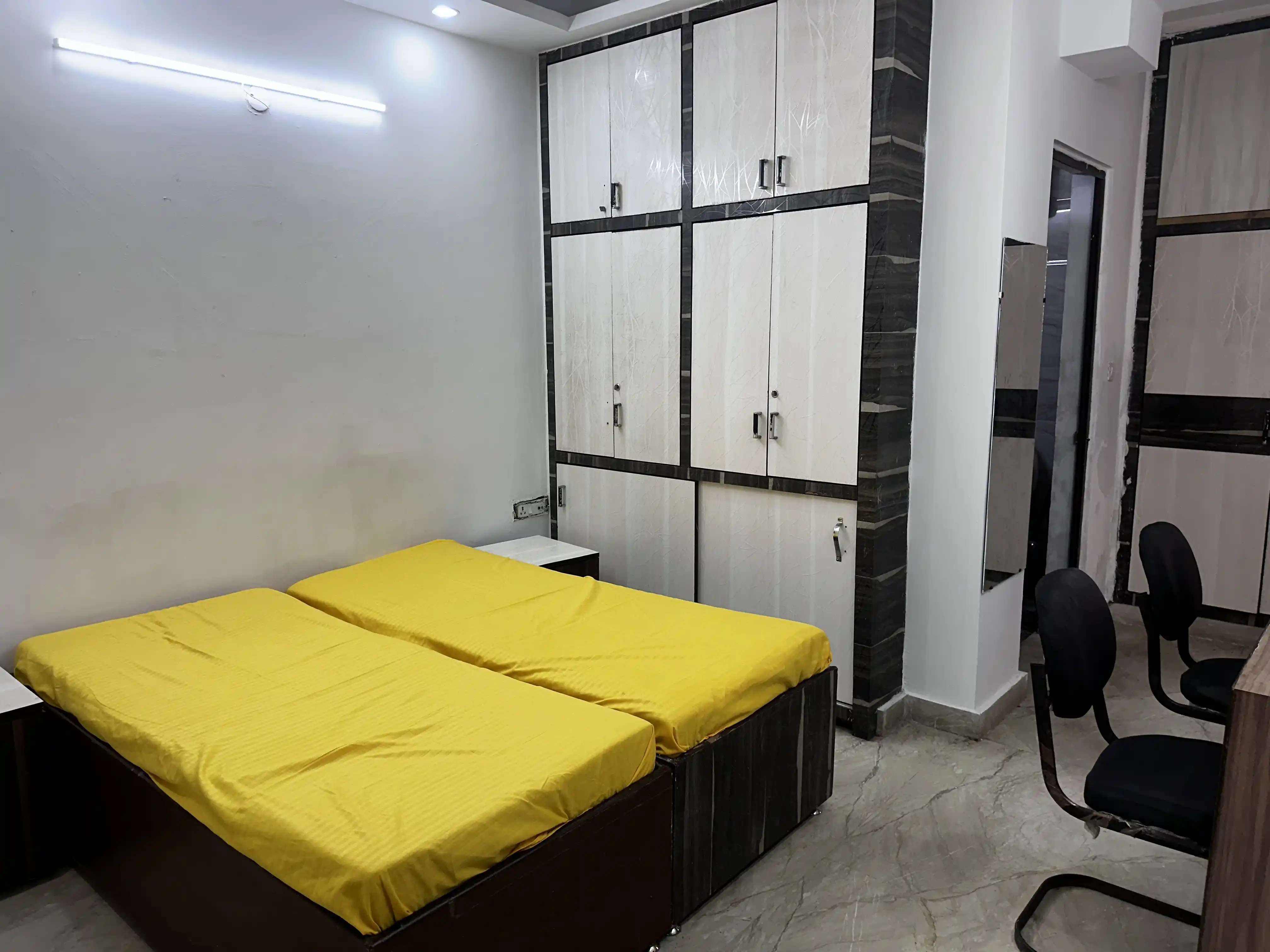Vidhya Niwas-90 - Image 2