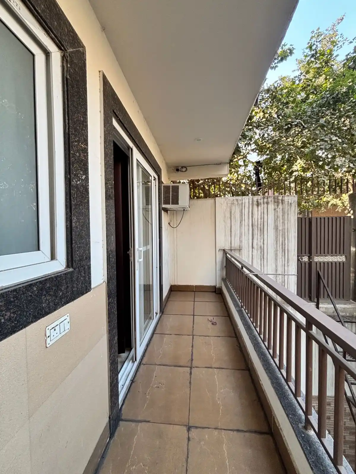 S27/2 DLF PHASE 3 Gurugram - Image 9