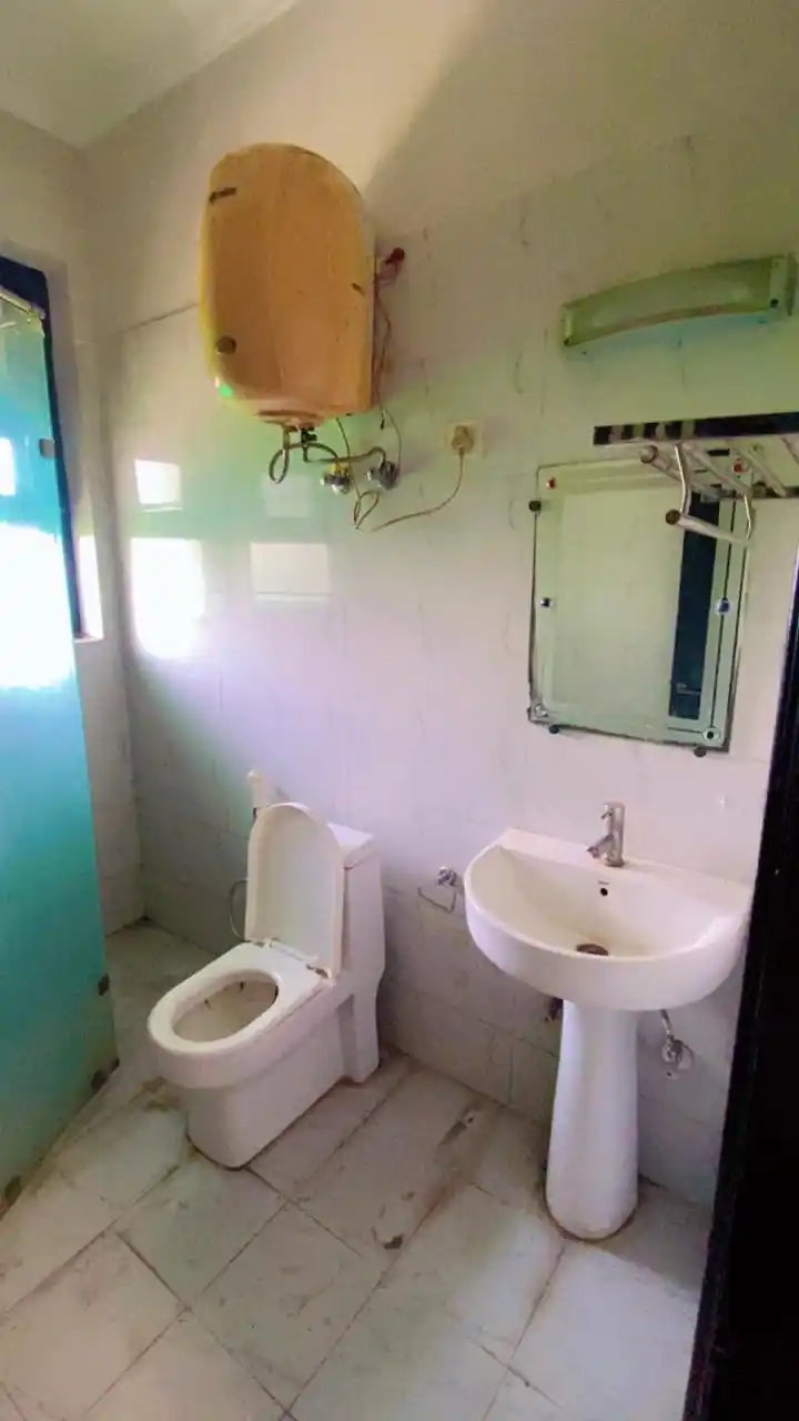 Luxo PG Sec 71 Photo 4 Luxo PG Sec 71 Photo 4