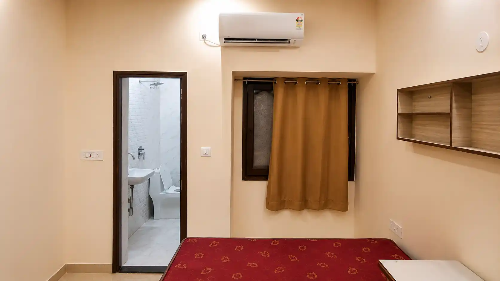 BMB-Aster House - Image 6