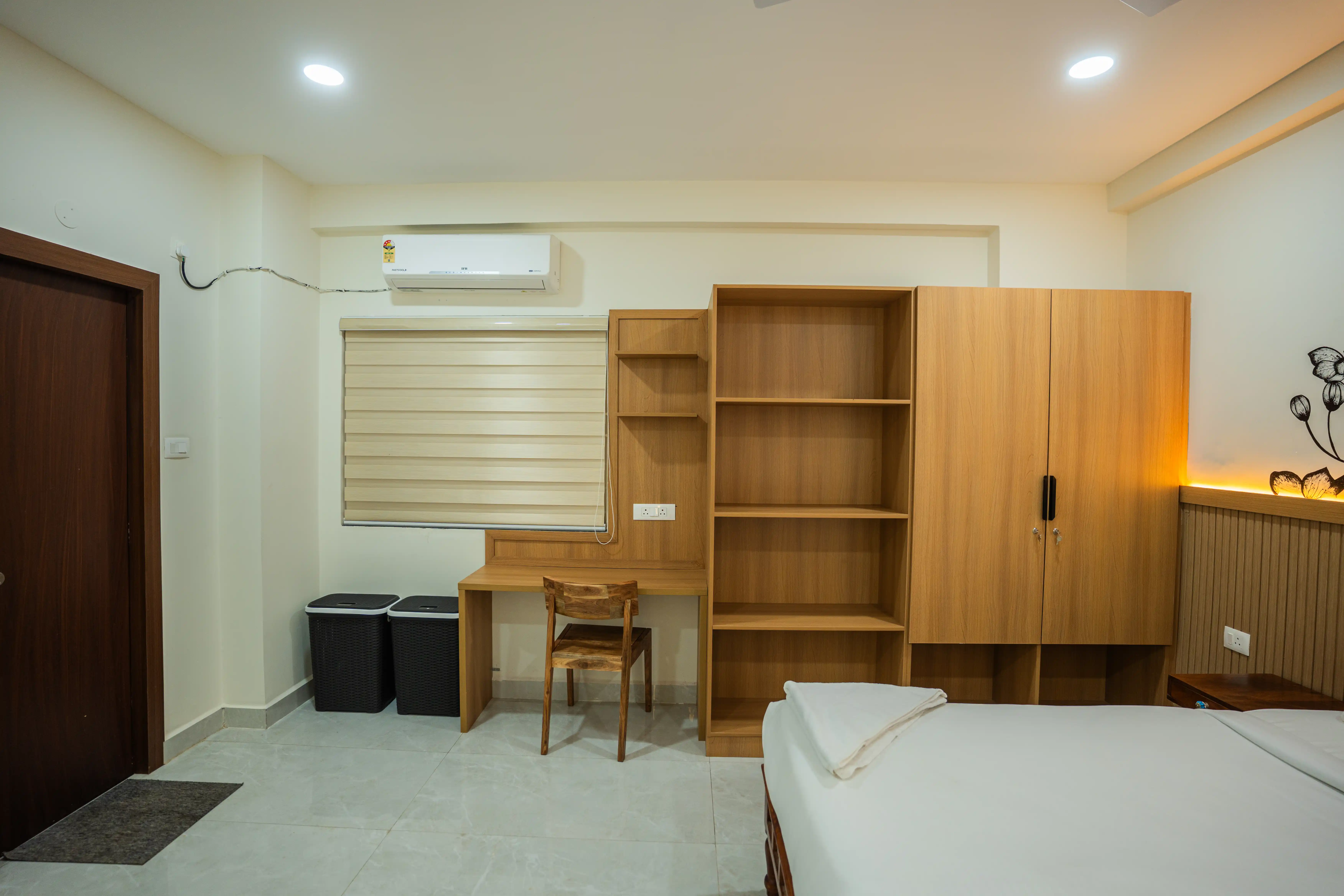 Star Junction Flats - Image 5