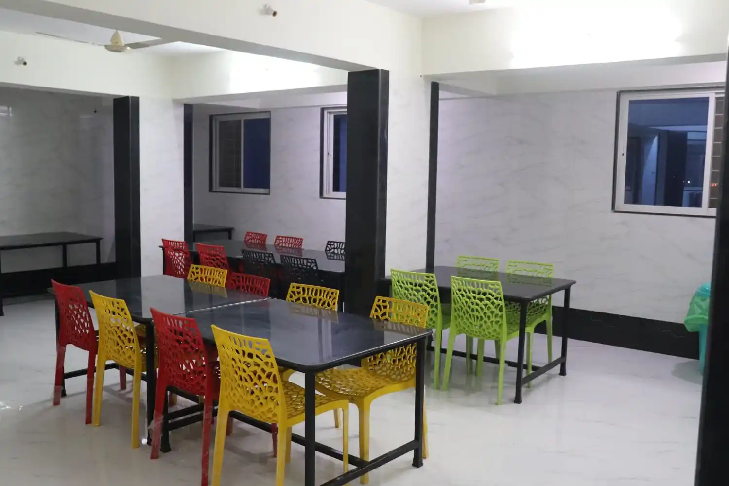 We Live Luxury CoLiving - Image 24