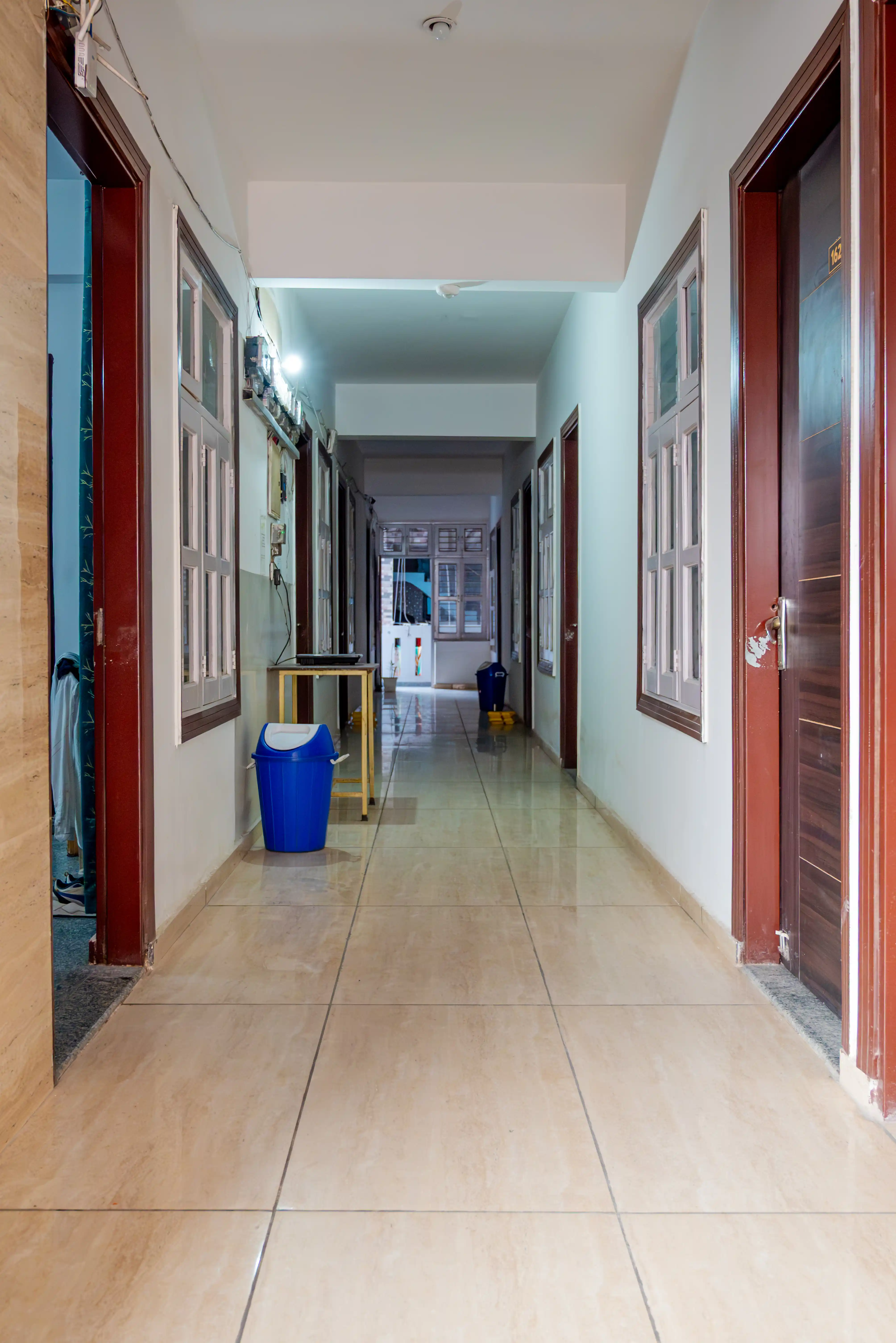 Mom's Pg House No 08 - Image 1