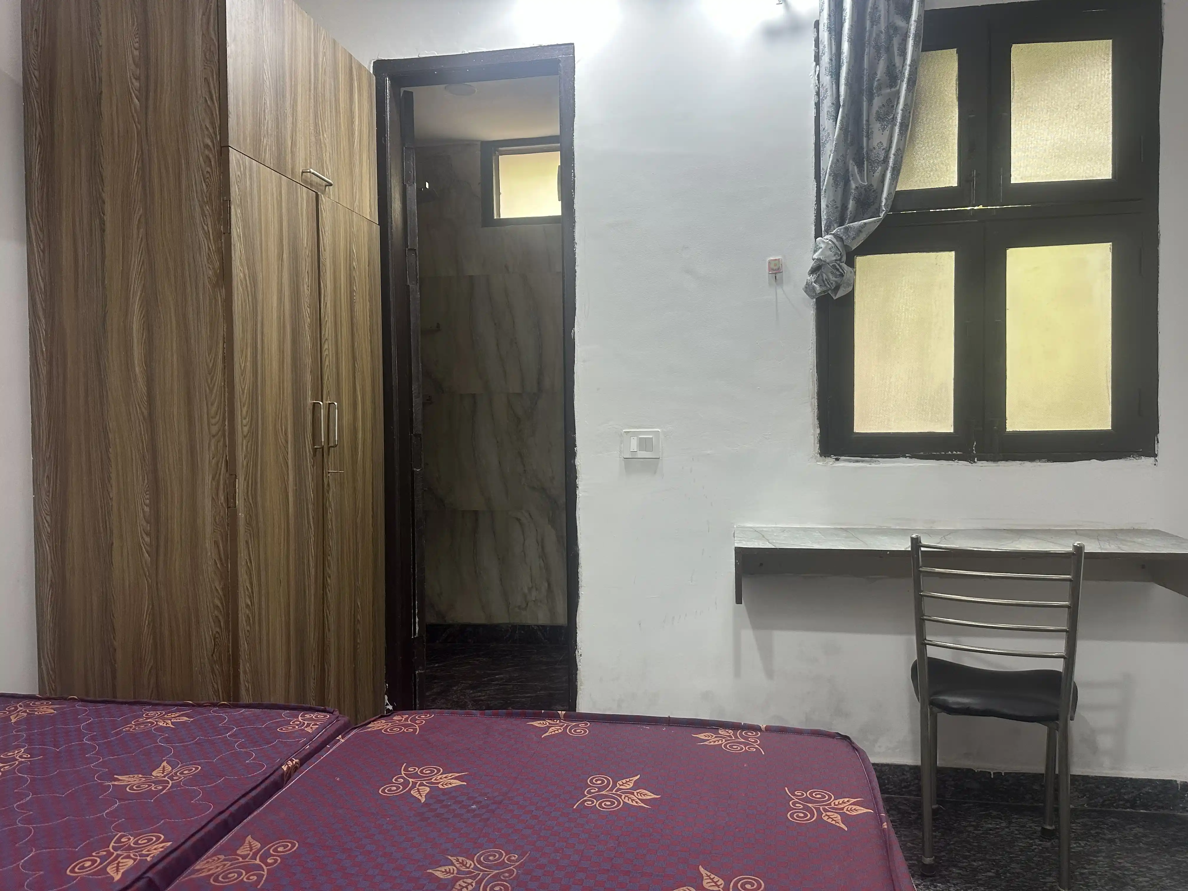 C -12 - Image 7