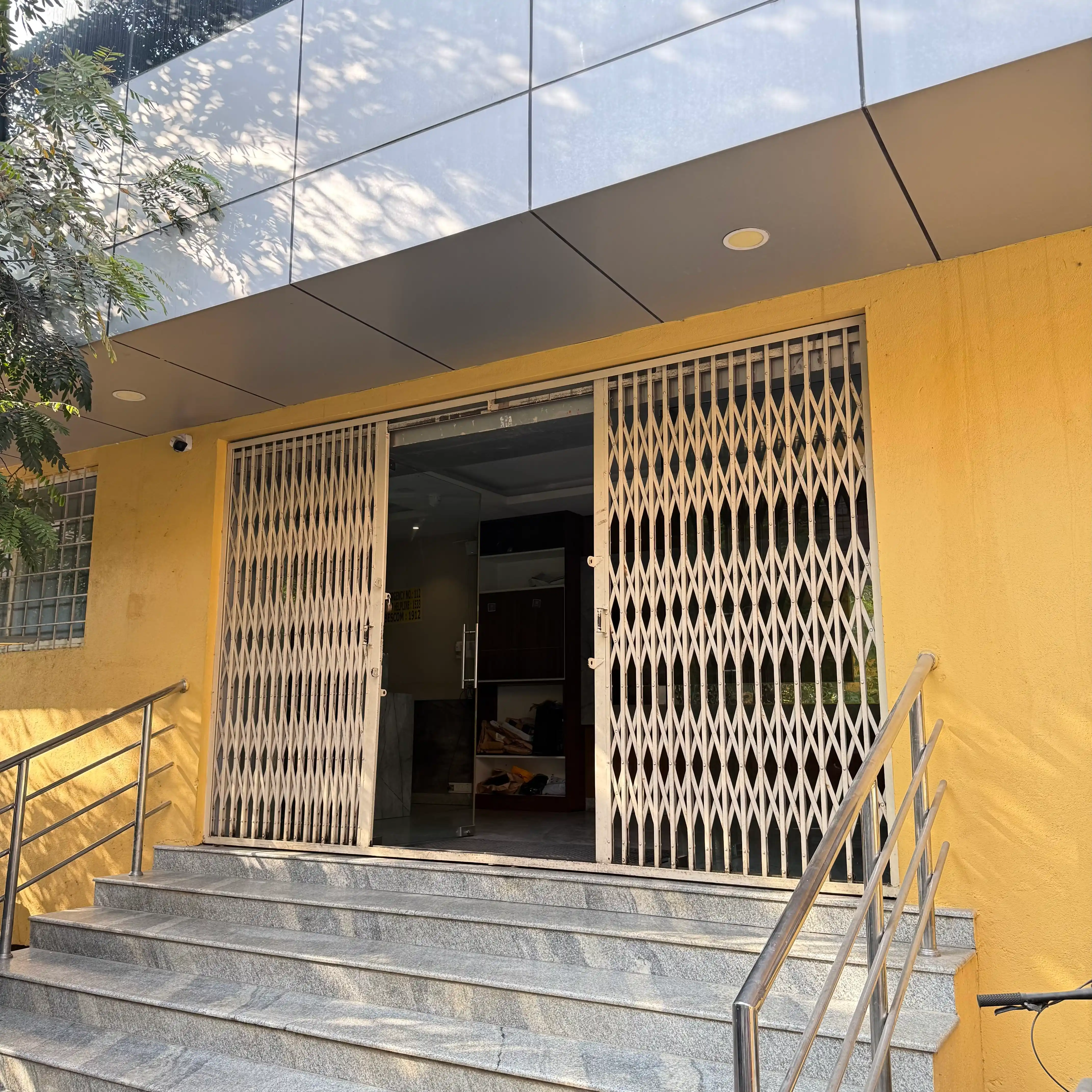 Yaana living  Photo 6