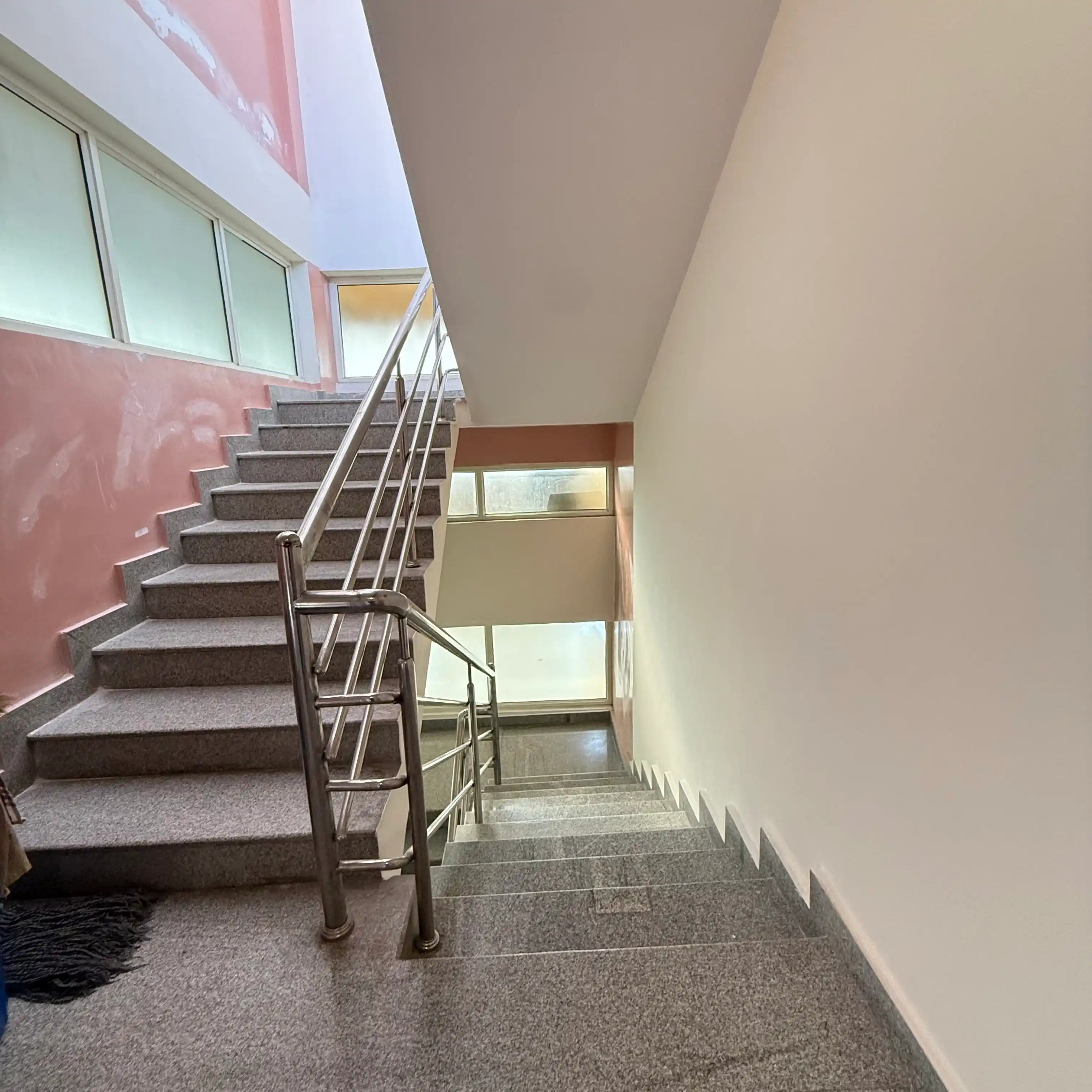 Yaana living  - Image 7