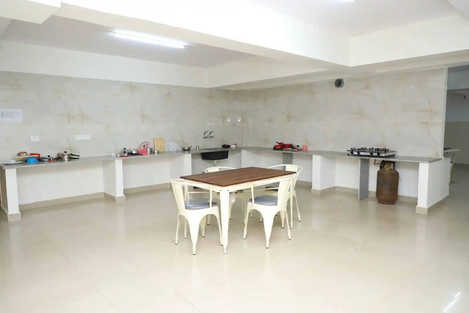 Yaana living  - Image 30