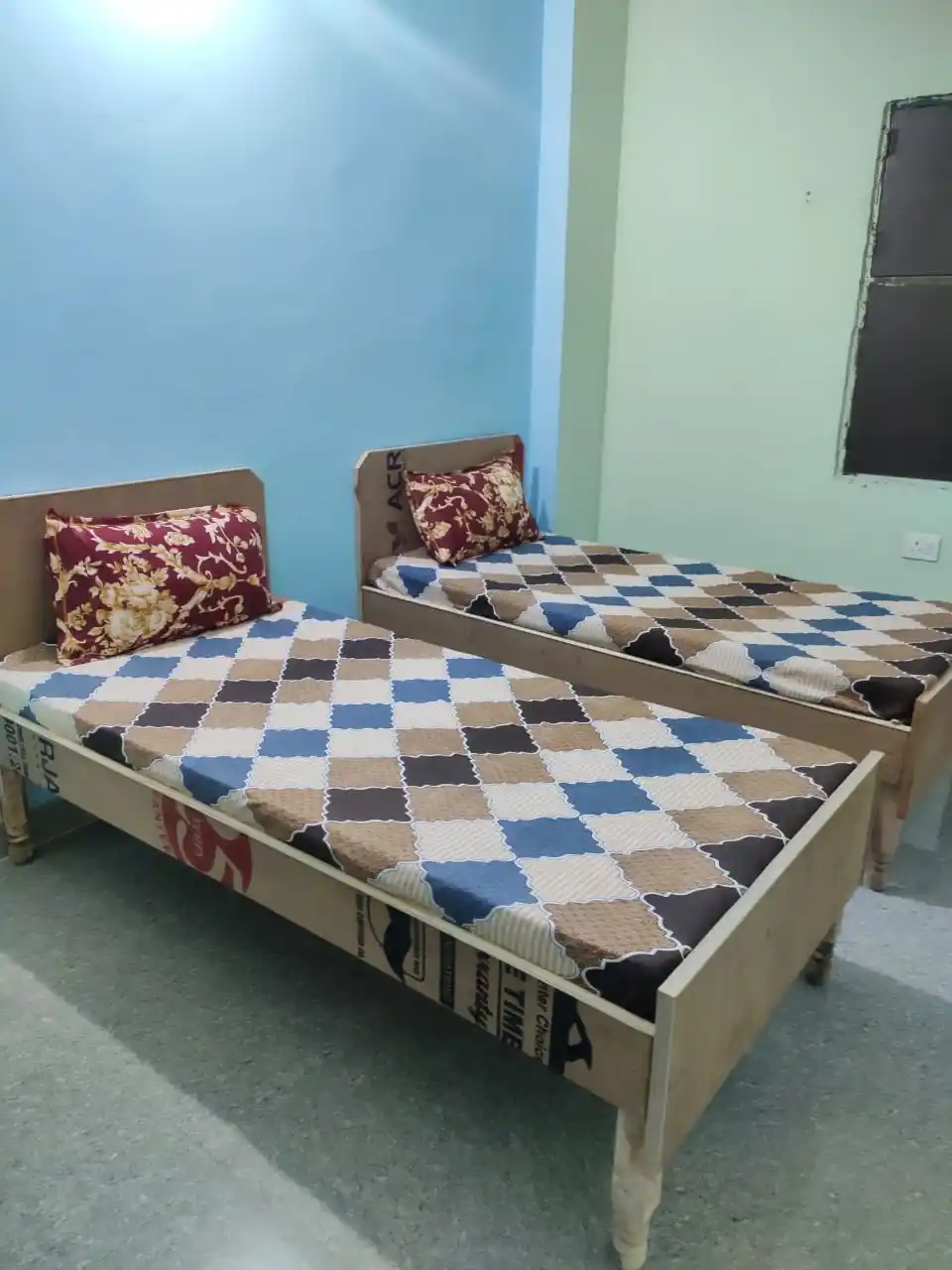 OTO CropTown Photo 2