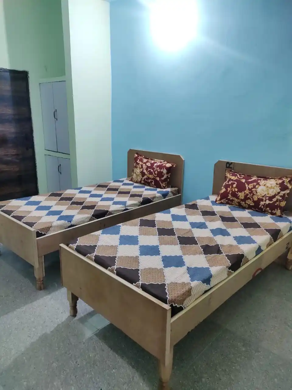 OTO CropTown Photo 3