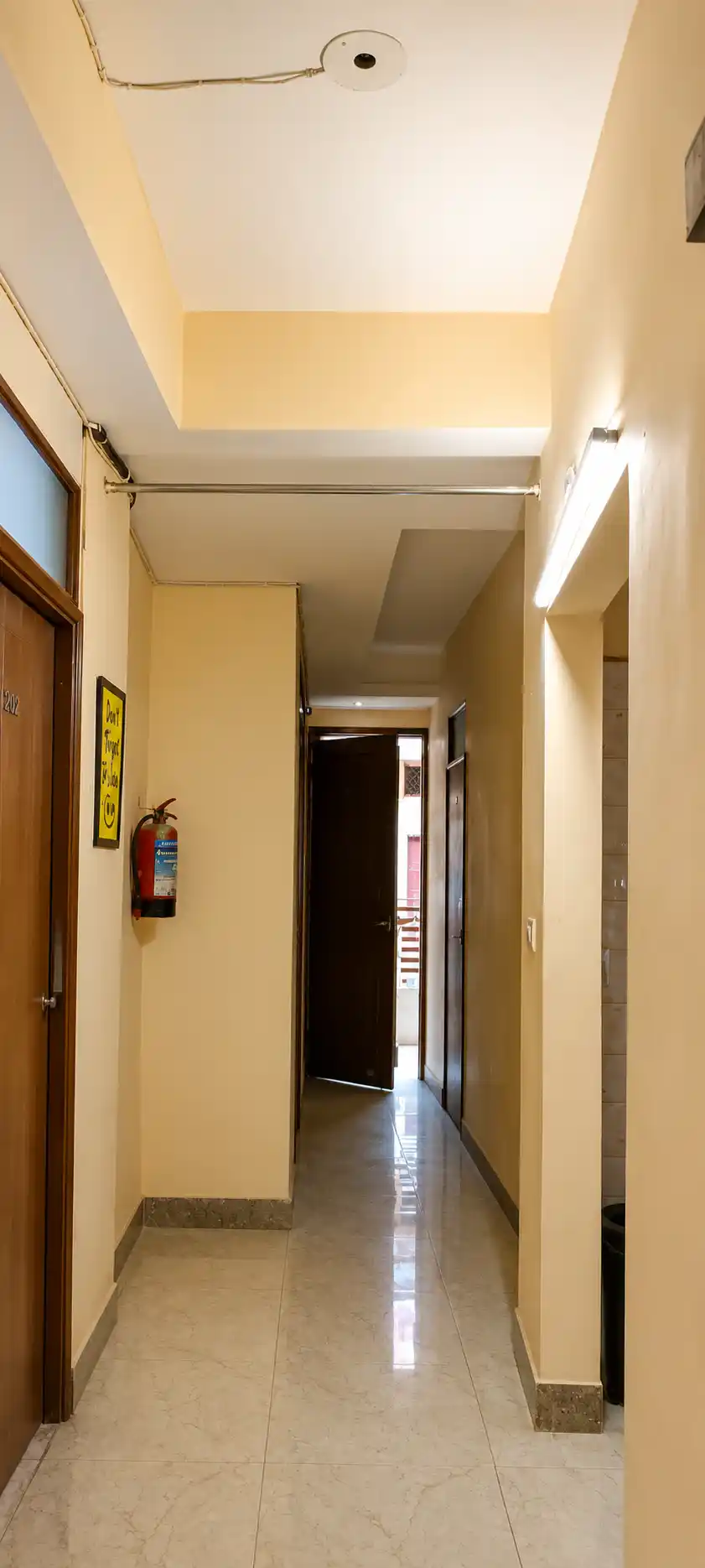 Ivy House - Image 2