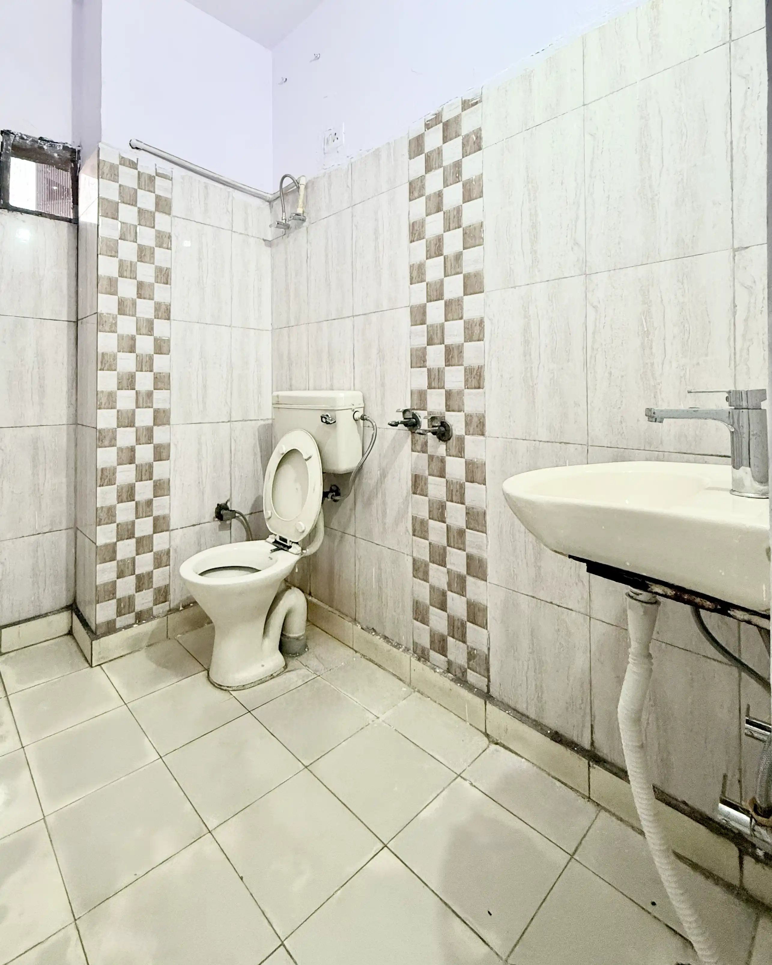 LivIT Stays Balaji House - Image 30