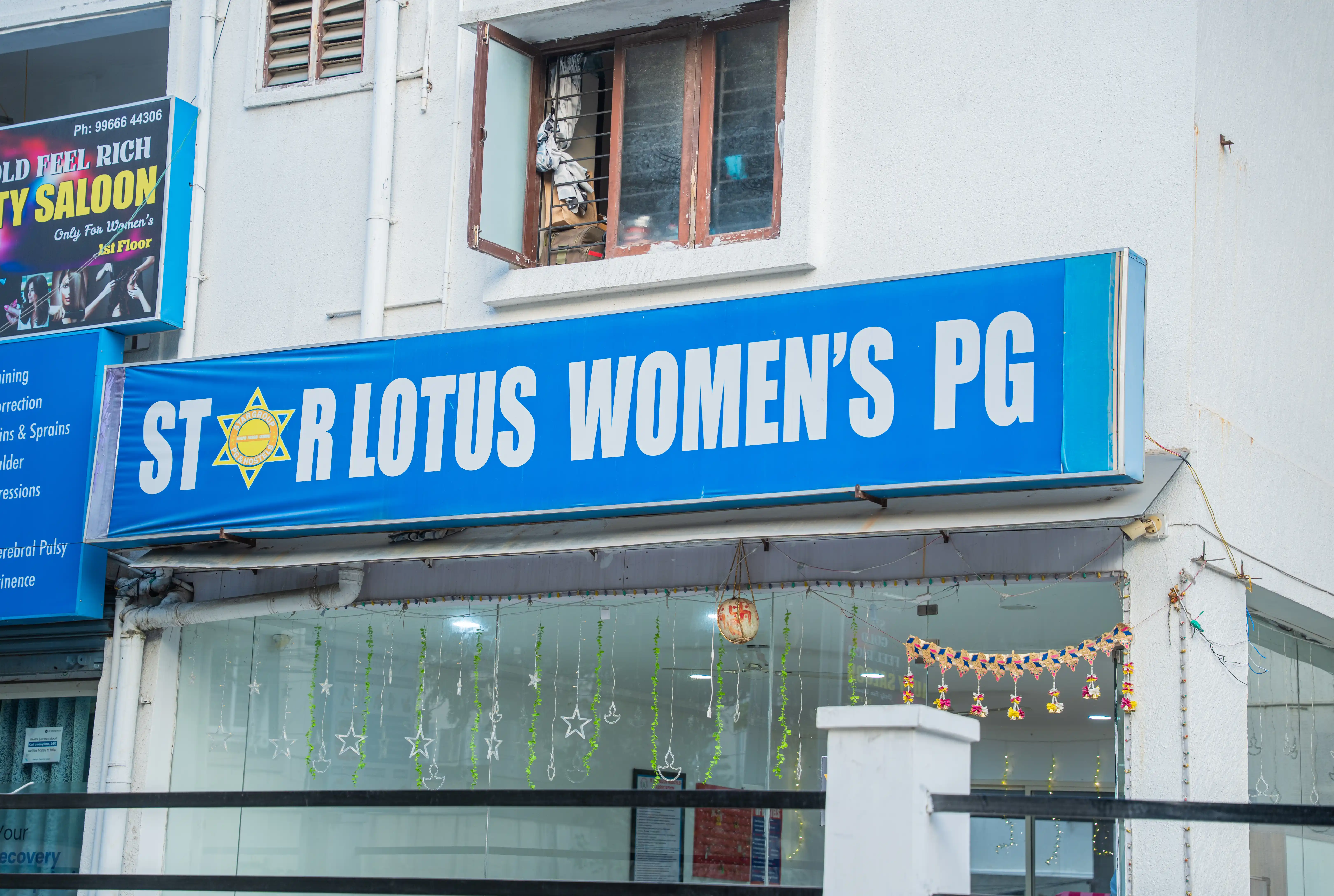 STAR LOTUS - Image 1