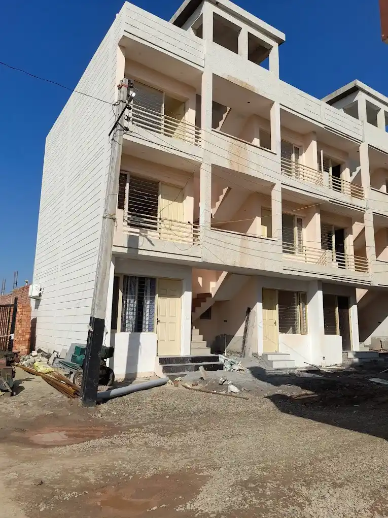 HouseEasy Ambika Nagar - Image 1