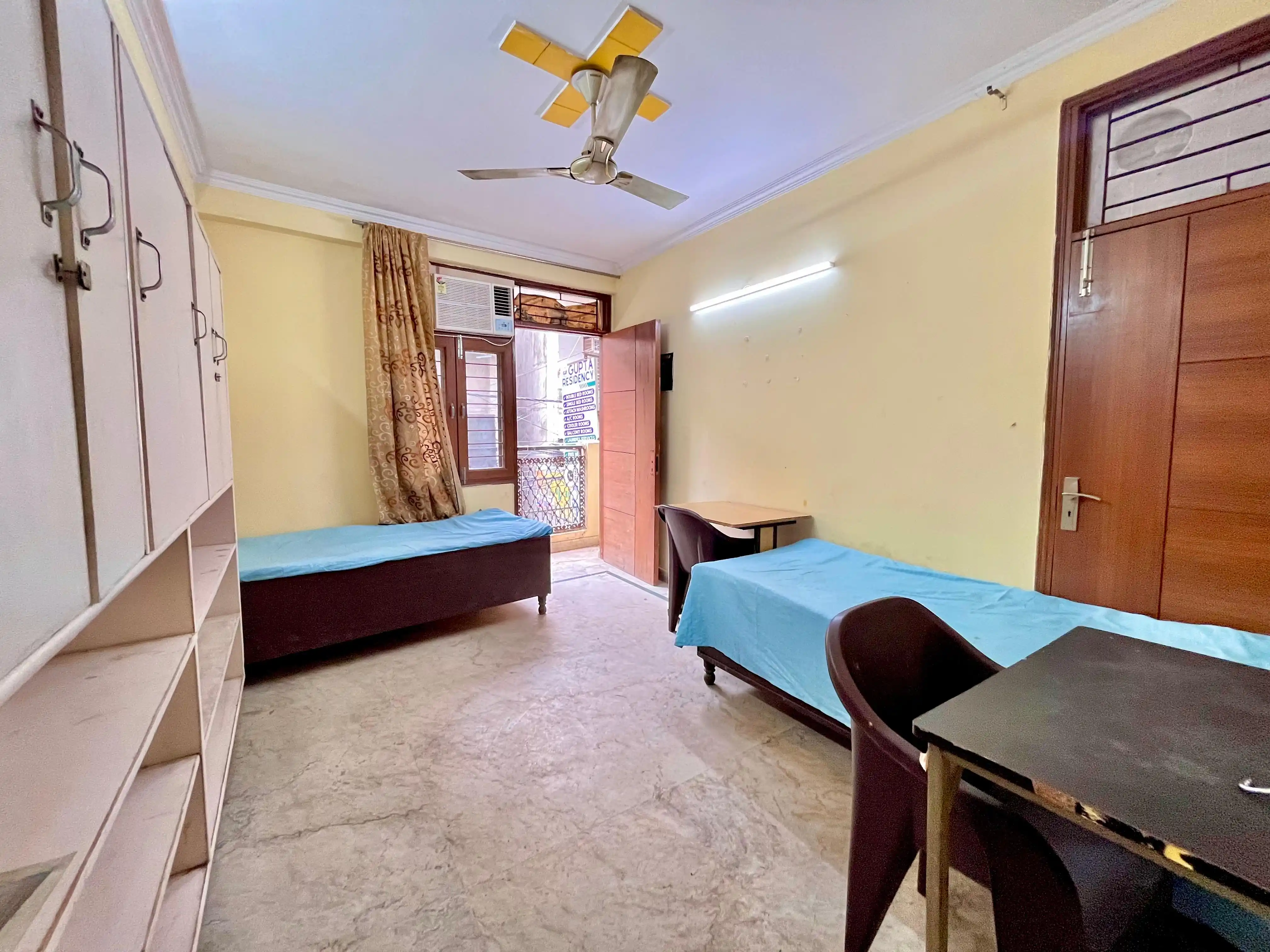 Livit Stay Silver Photo 5 Livit Stay Silver Photo 5