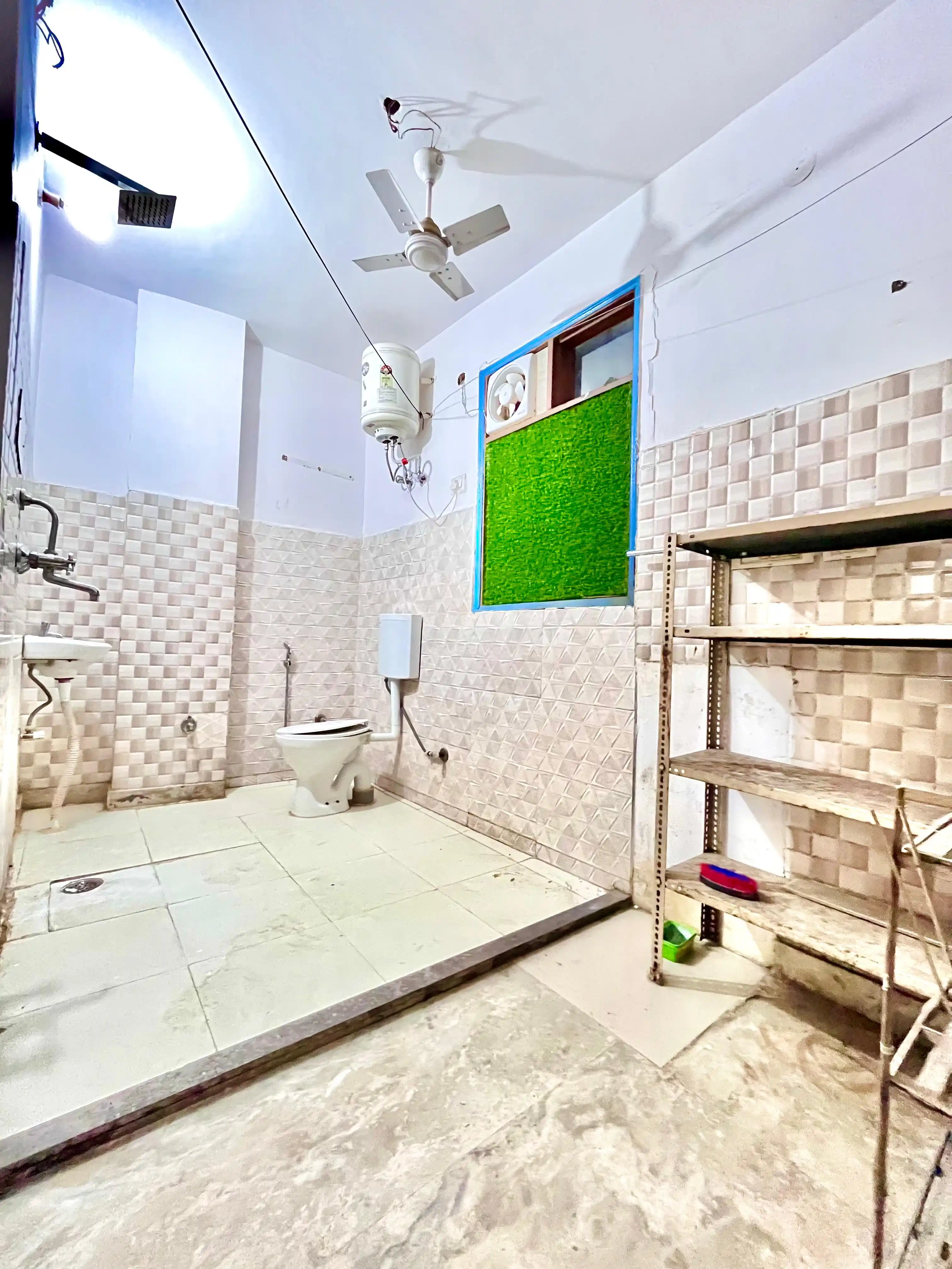 Livit Stay Silver Photo 6 Livit Stay Silver Photo 6