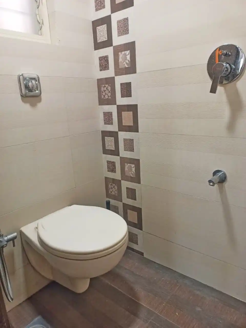 Laram A2307 - Image 8