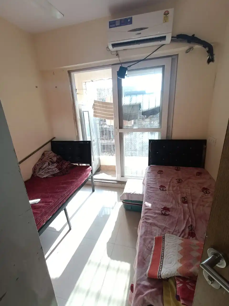 Orchid Metropolis Building  - Image 4