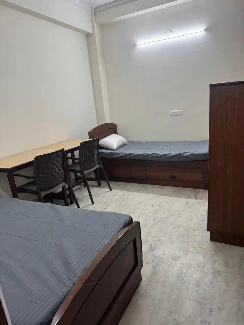 Radhika Pg  - Image 2