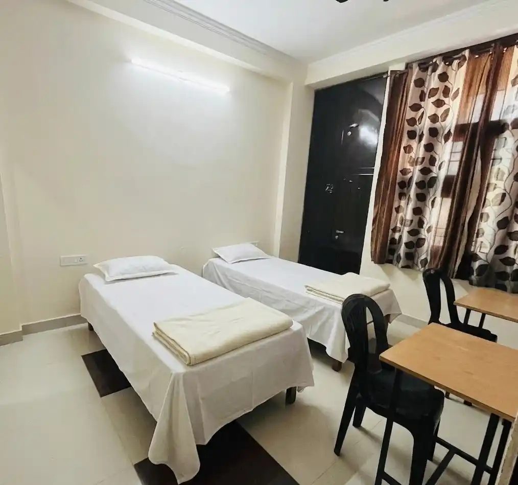 Aaradhya Girl's Hostel Photo 3