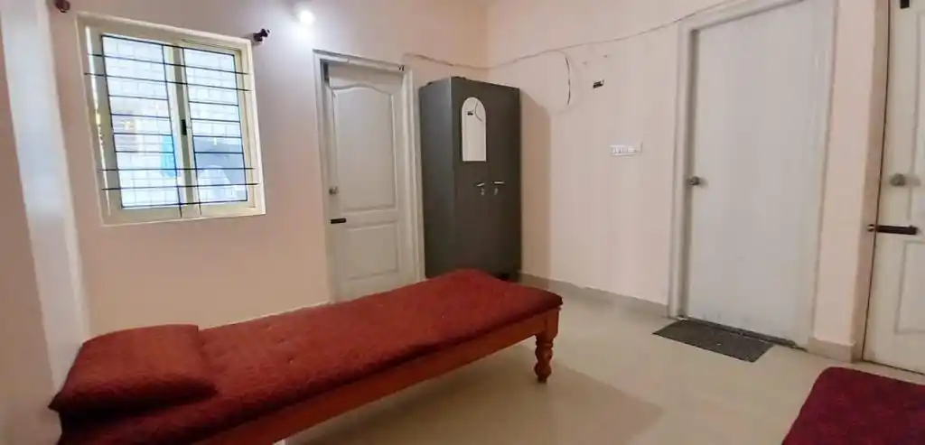 Spring Fields PG For Ladies  - Image 19